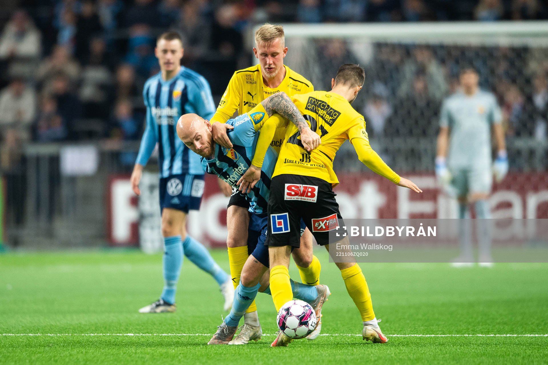 Mjällbys Herman Johansson och Andreas Blomqvist mot