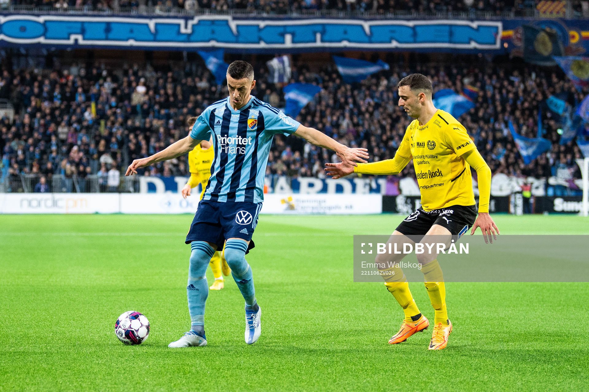 Djurgårdens Haris Radetinac och Mjällbys Jetmir Haliti