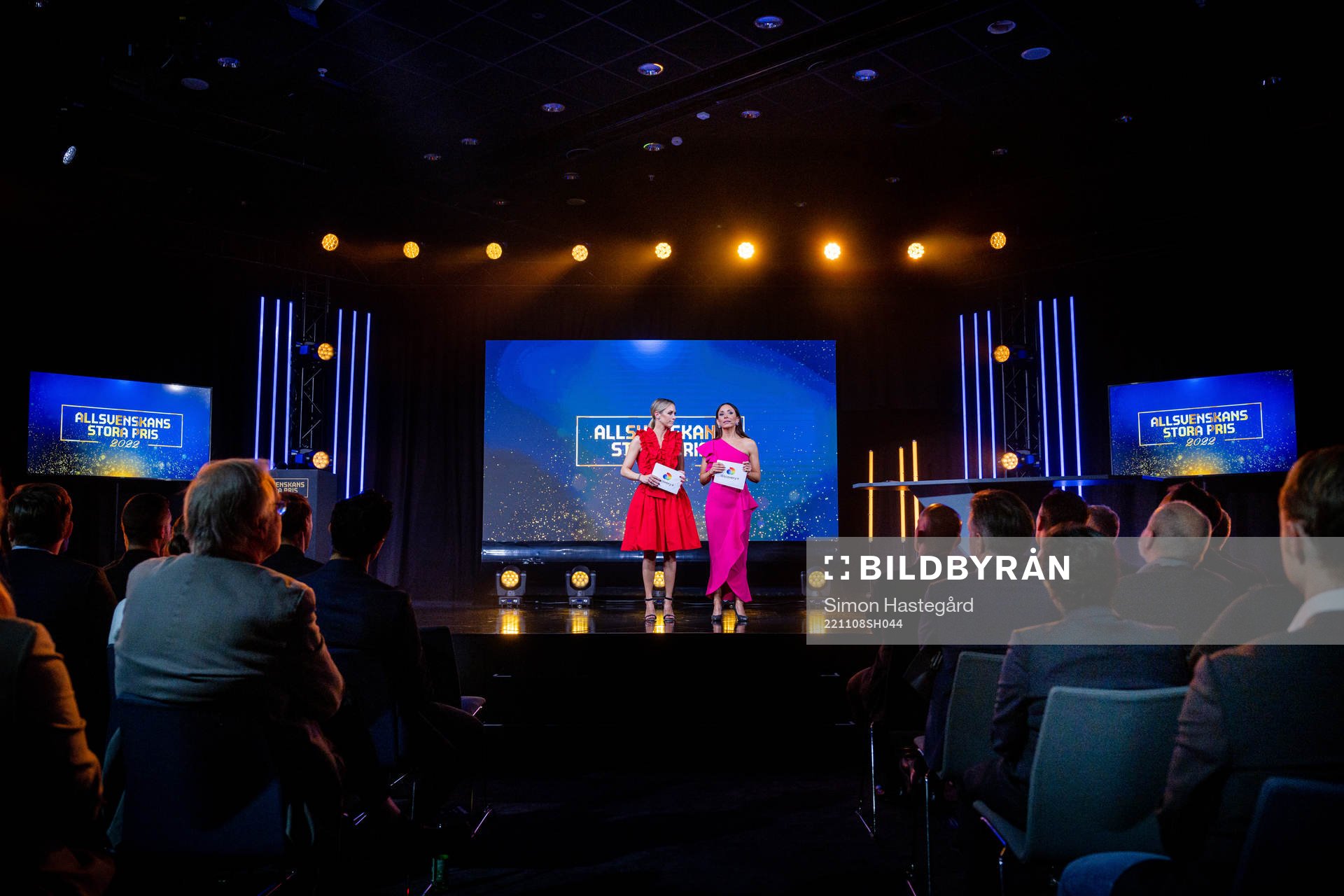 Programledare Karin Frick och Camilla Nordlund