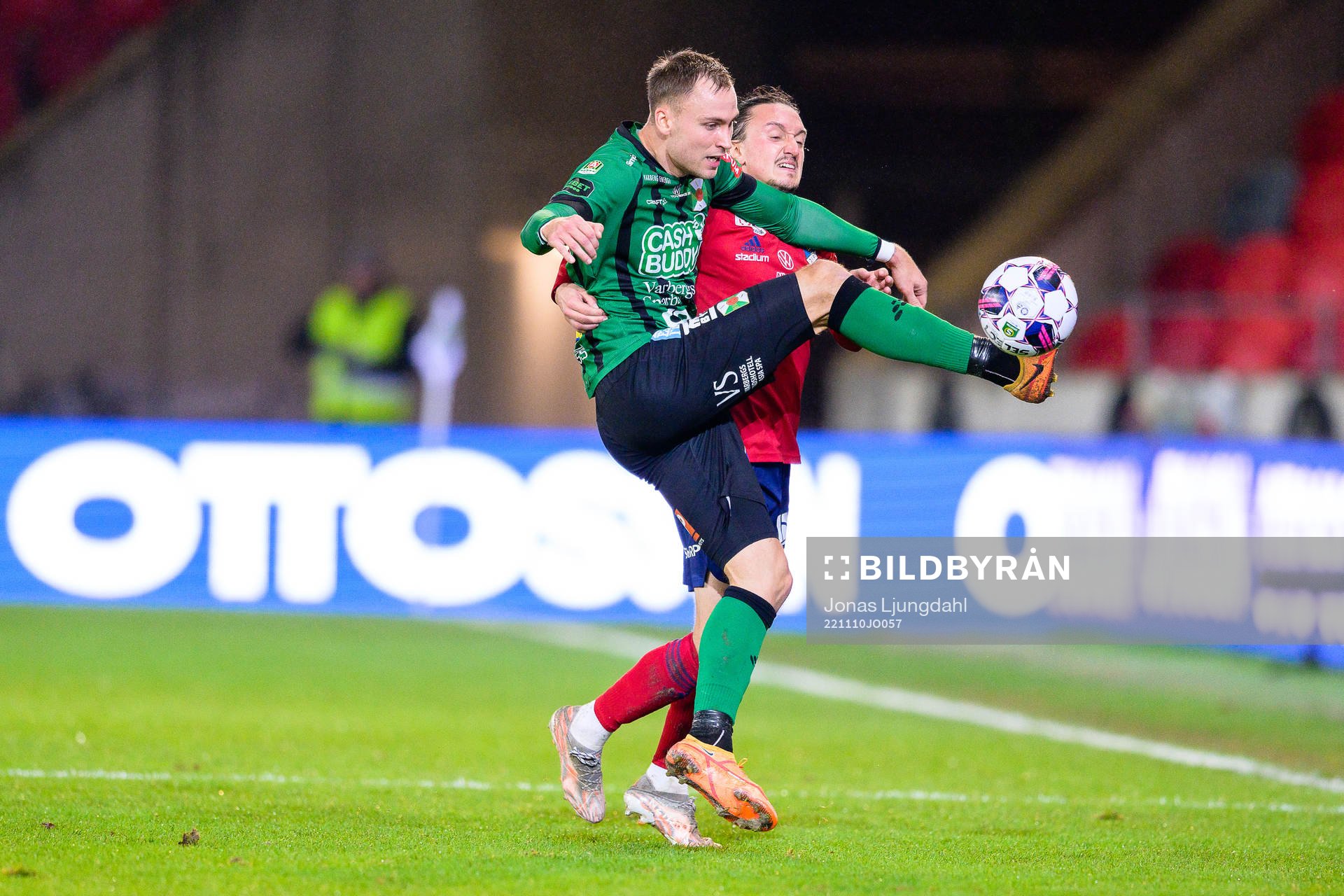 Varbergs Filip Bohman och Östers Mattias Pavic