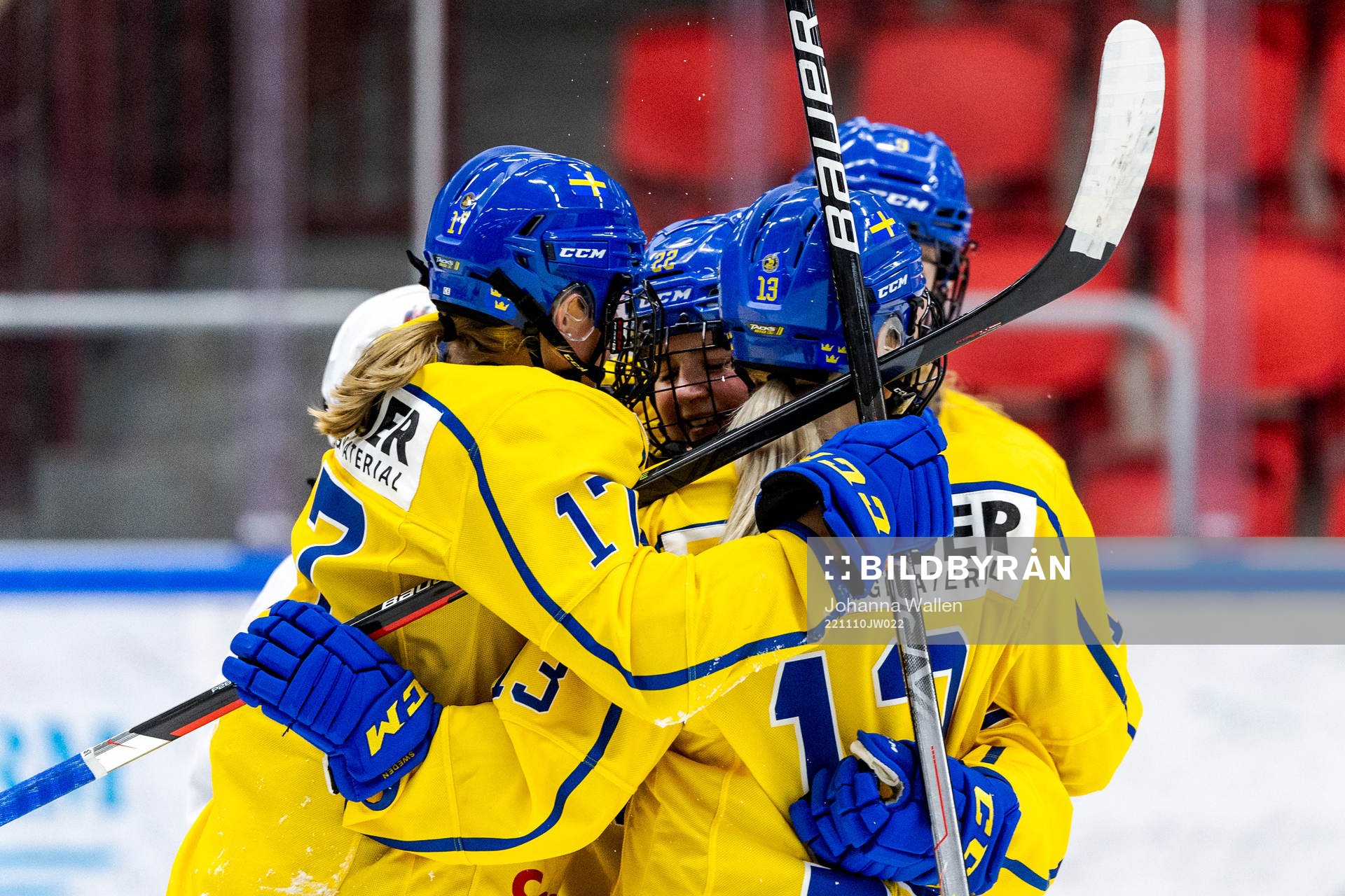 Sveriges Anna Brenkle, Sara Lindqvist, Mira Hallin och