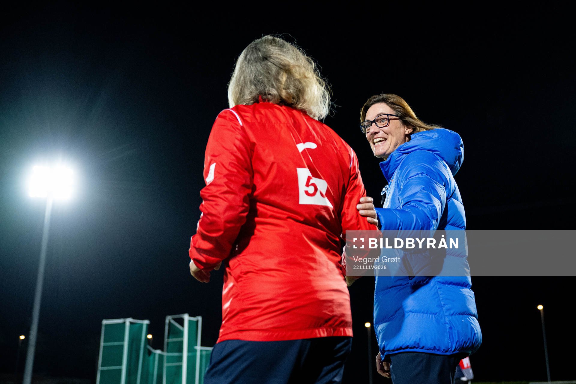 Head coach Hege Riise of Norway and Head coach Corinne
