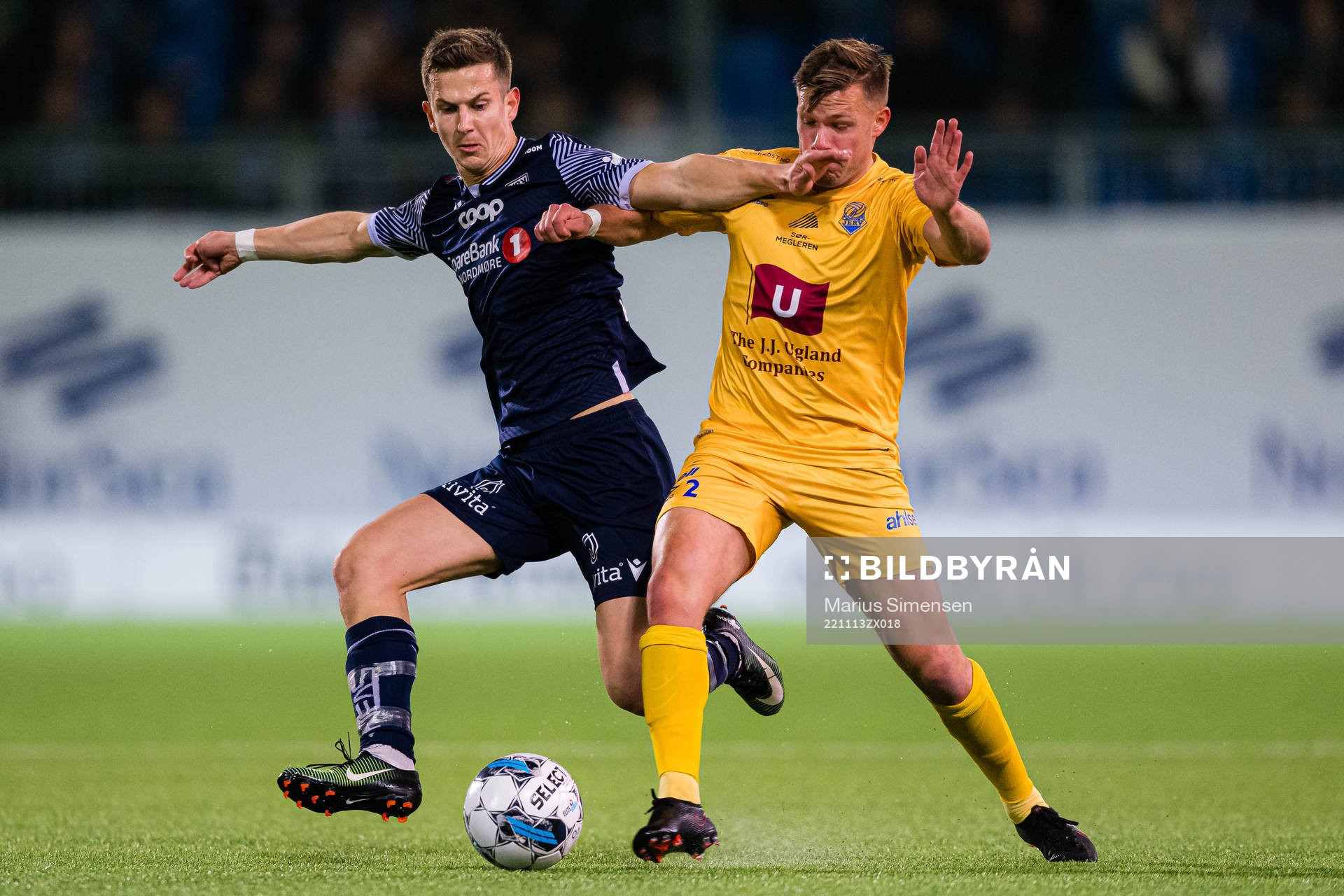 Sander Erik Kartum of Kristiansund and Torje Wichne of Jerv