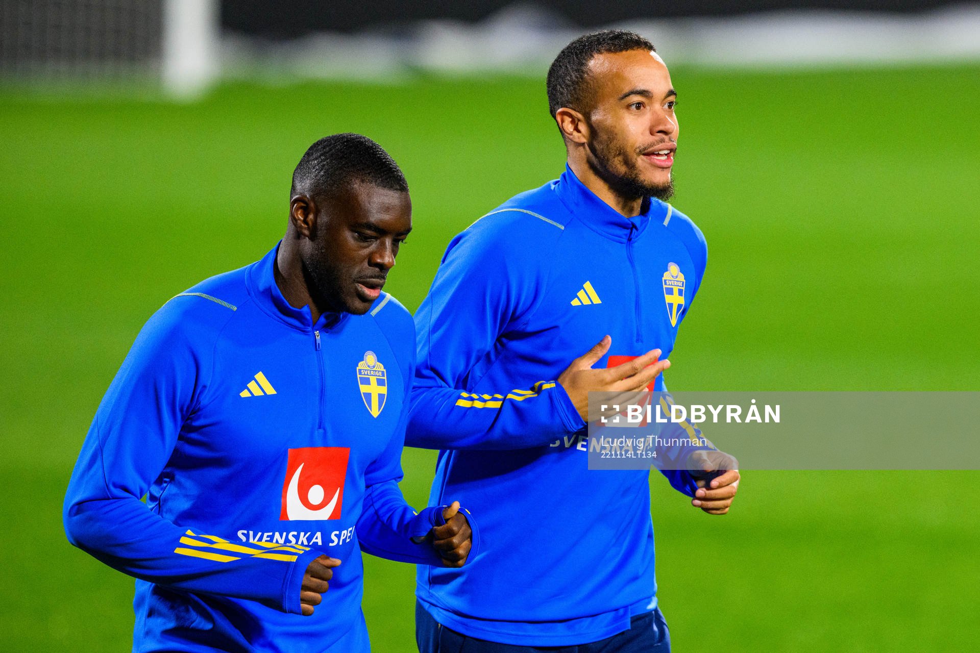 Ken Sema and Robin Quaison of the Swedish national football team during a training session on November 14, 2022 in Girona. 