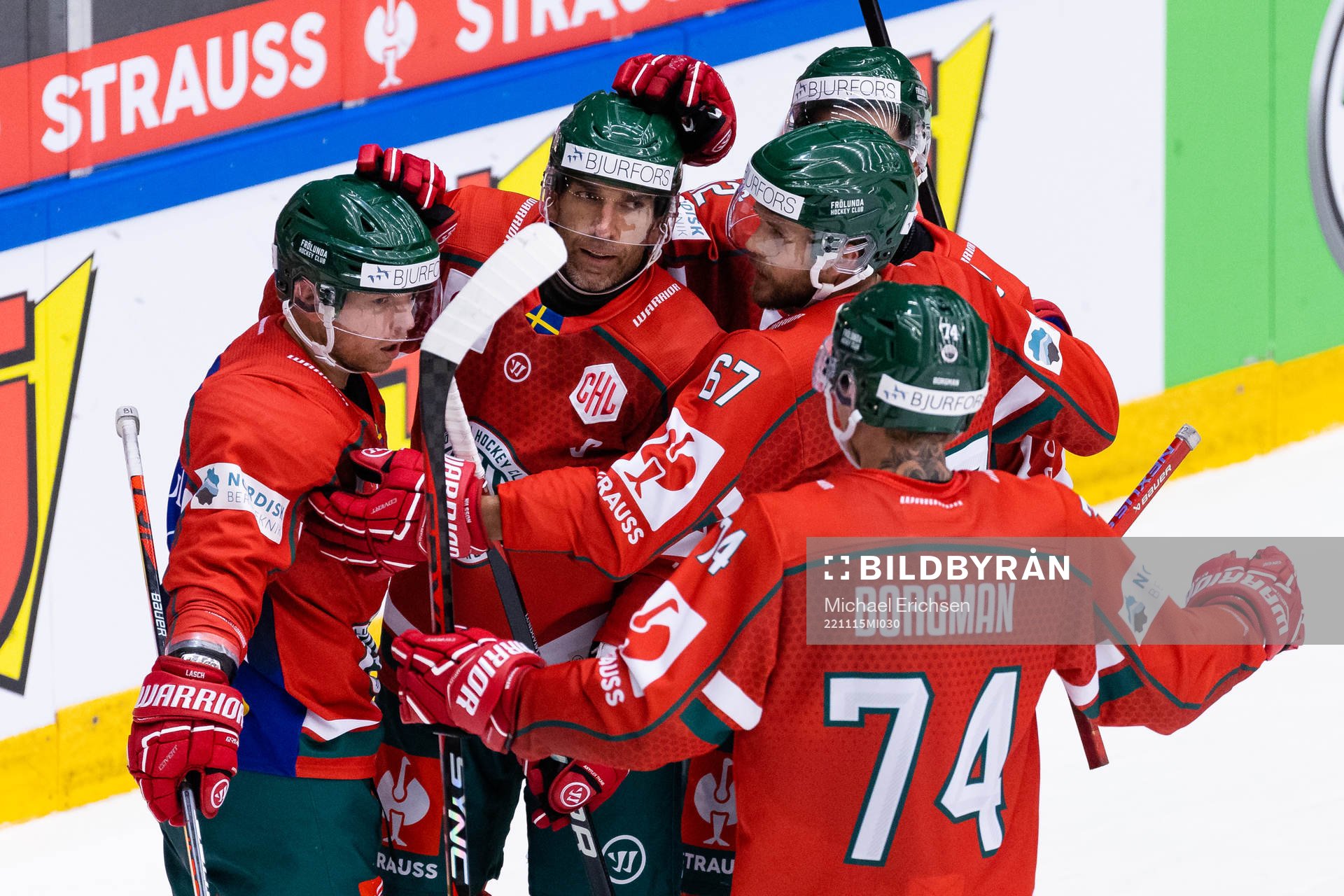 Joel Lundqvist of Frölunda celebrates scoring 3-0 with
