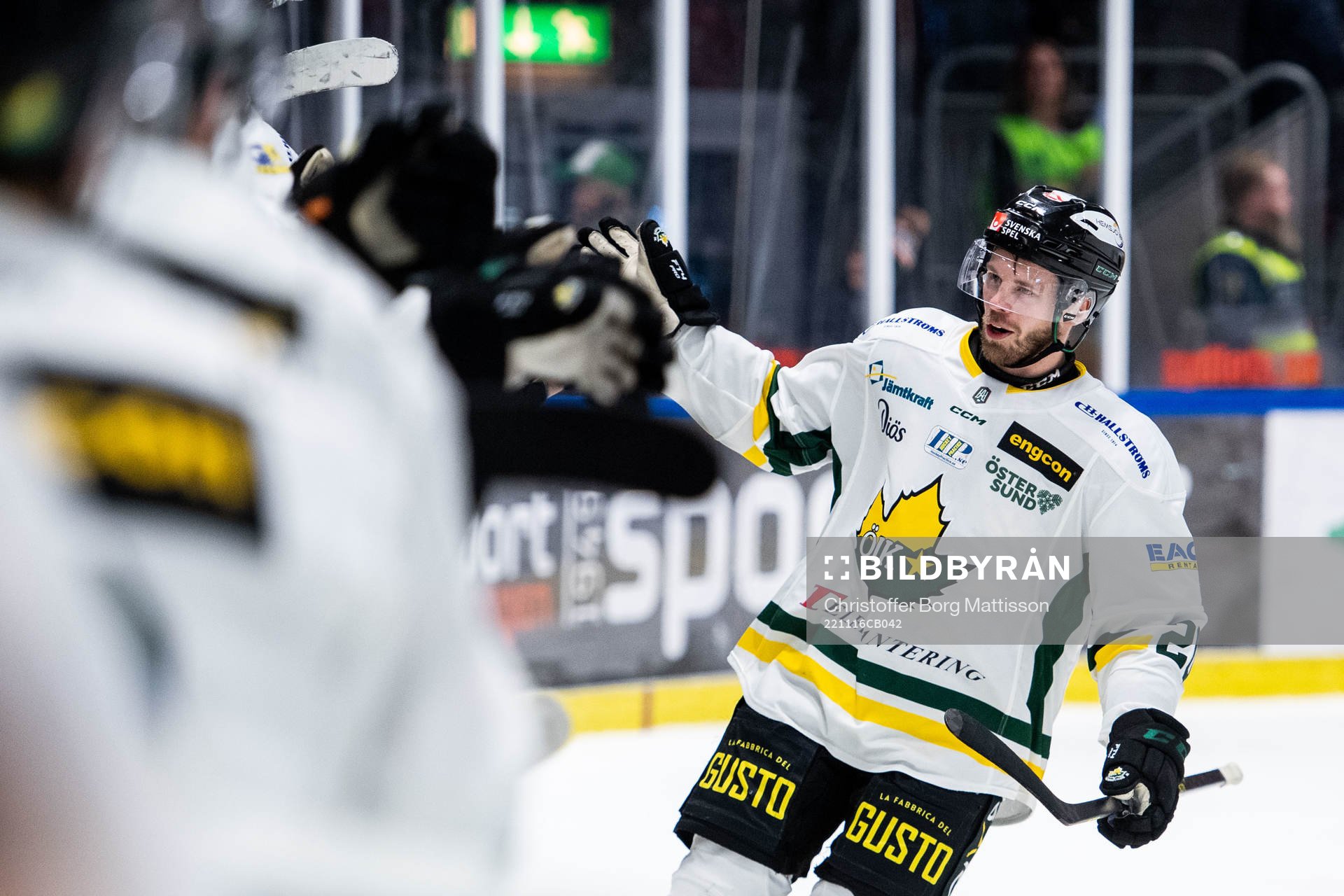 Östersunds Henrik Marklund jublar