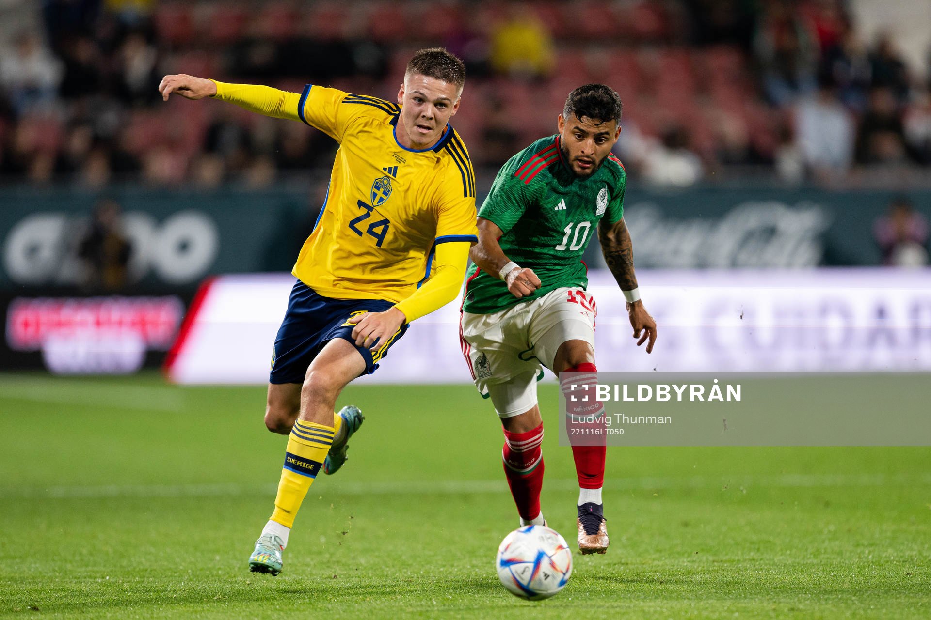 Emil Holm of Sweden and Alexis Vega of Mexico