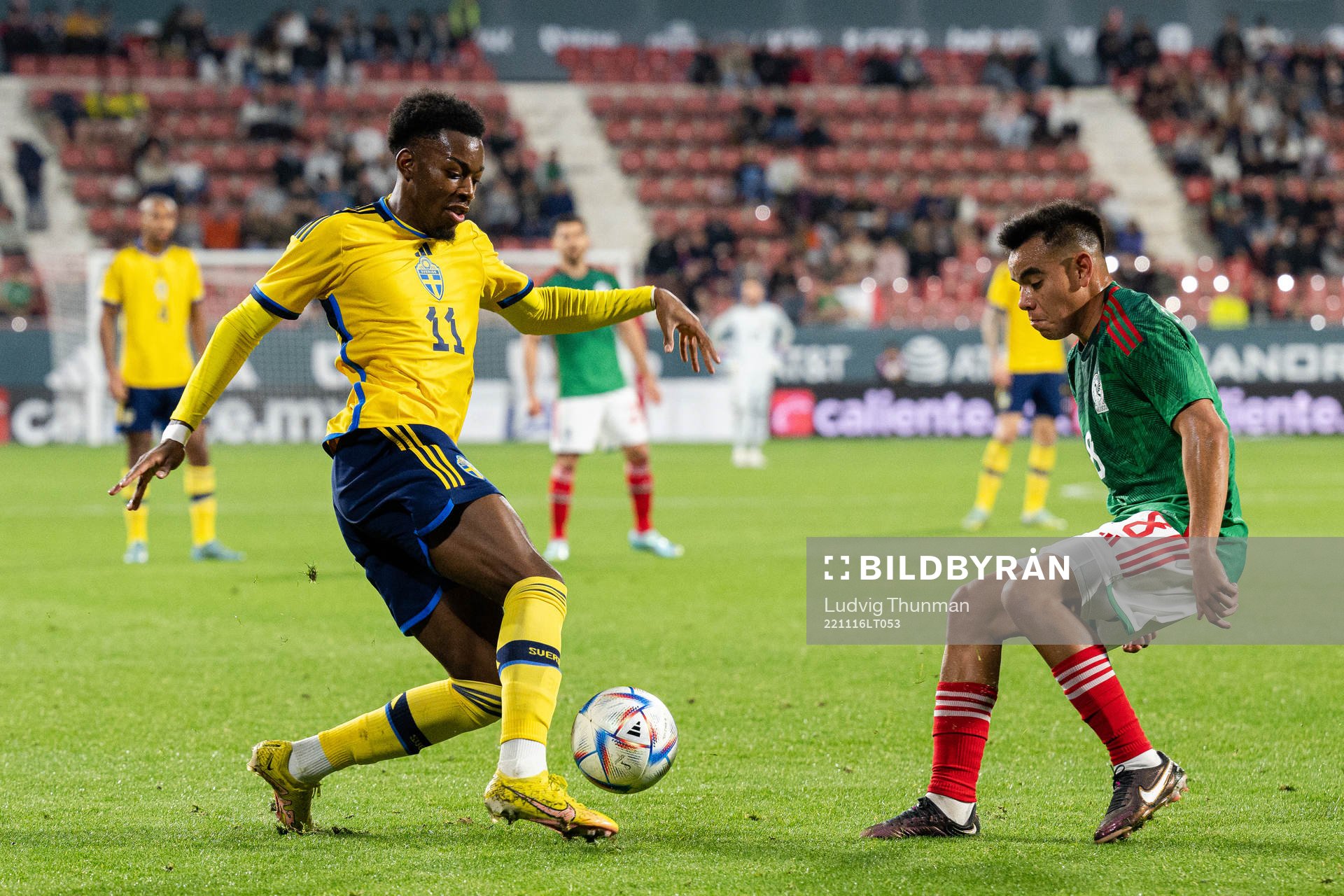 Anthony Elanga of Sweden and Carlos Rodriguez of Mexico