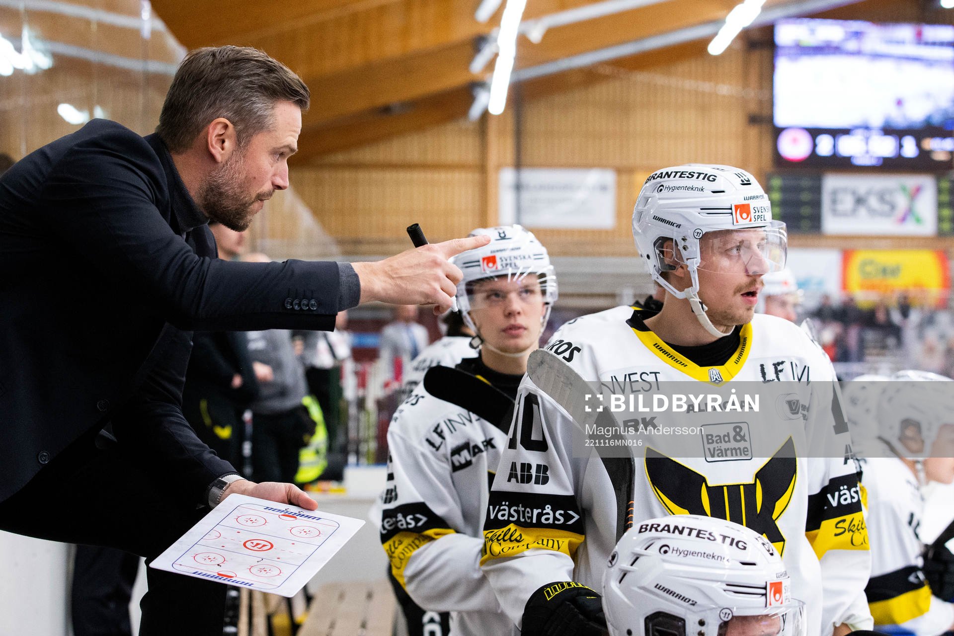 Västerås assisterande tränare Patrik Fagerlund och