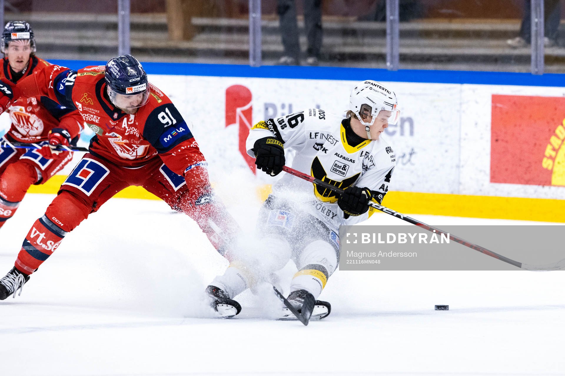 Västerviks Marcus Vela och Västerås Liam Dower Nilsson