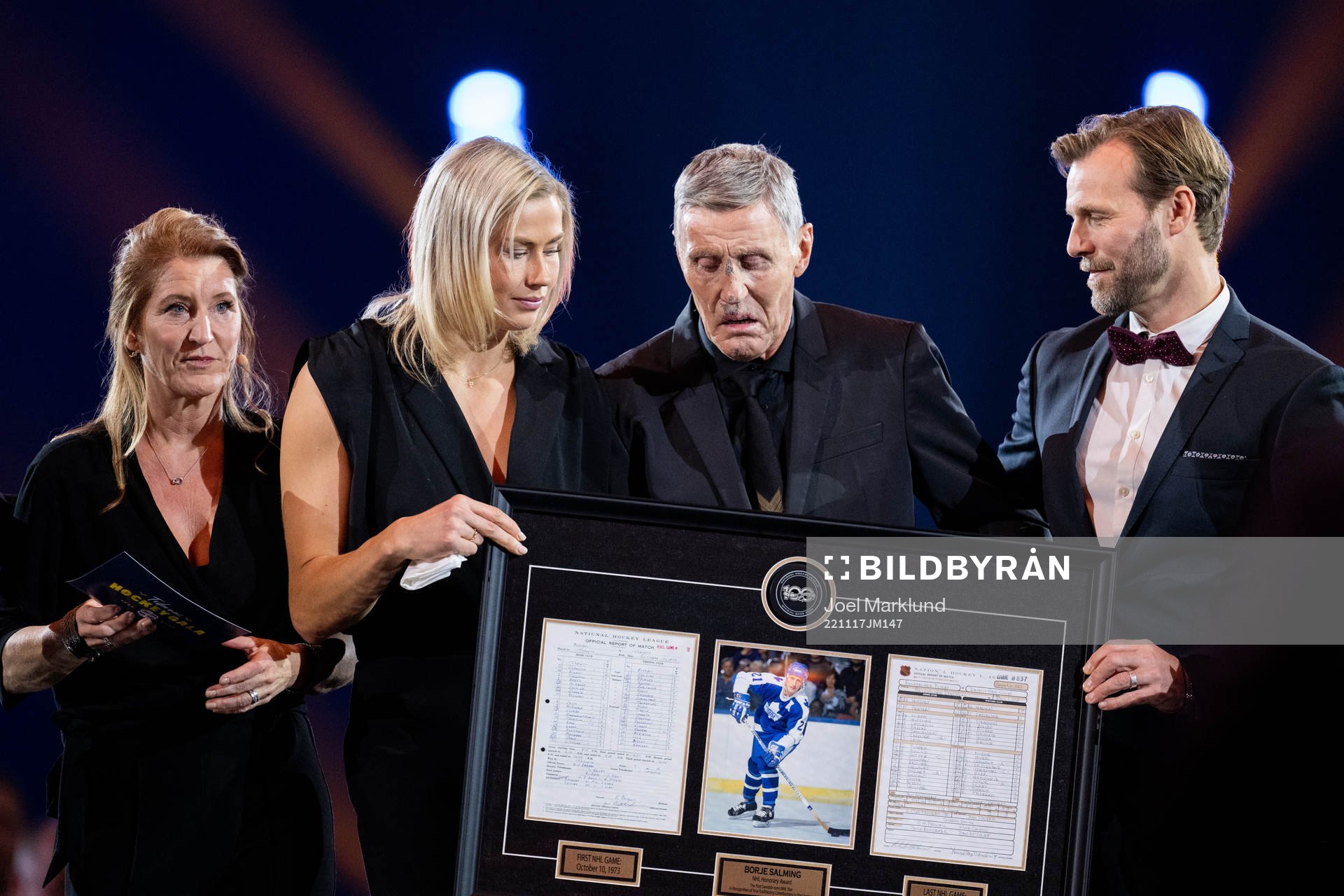 Börje Salming tilldelas priset NHL Honorary Award