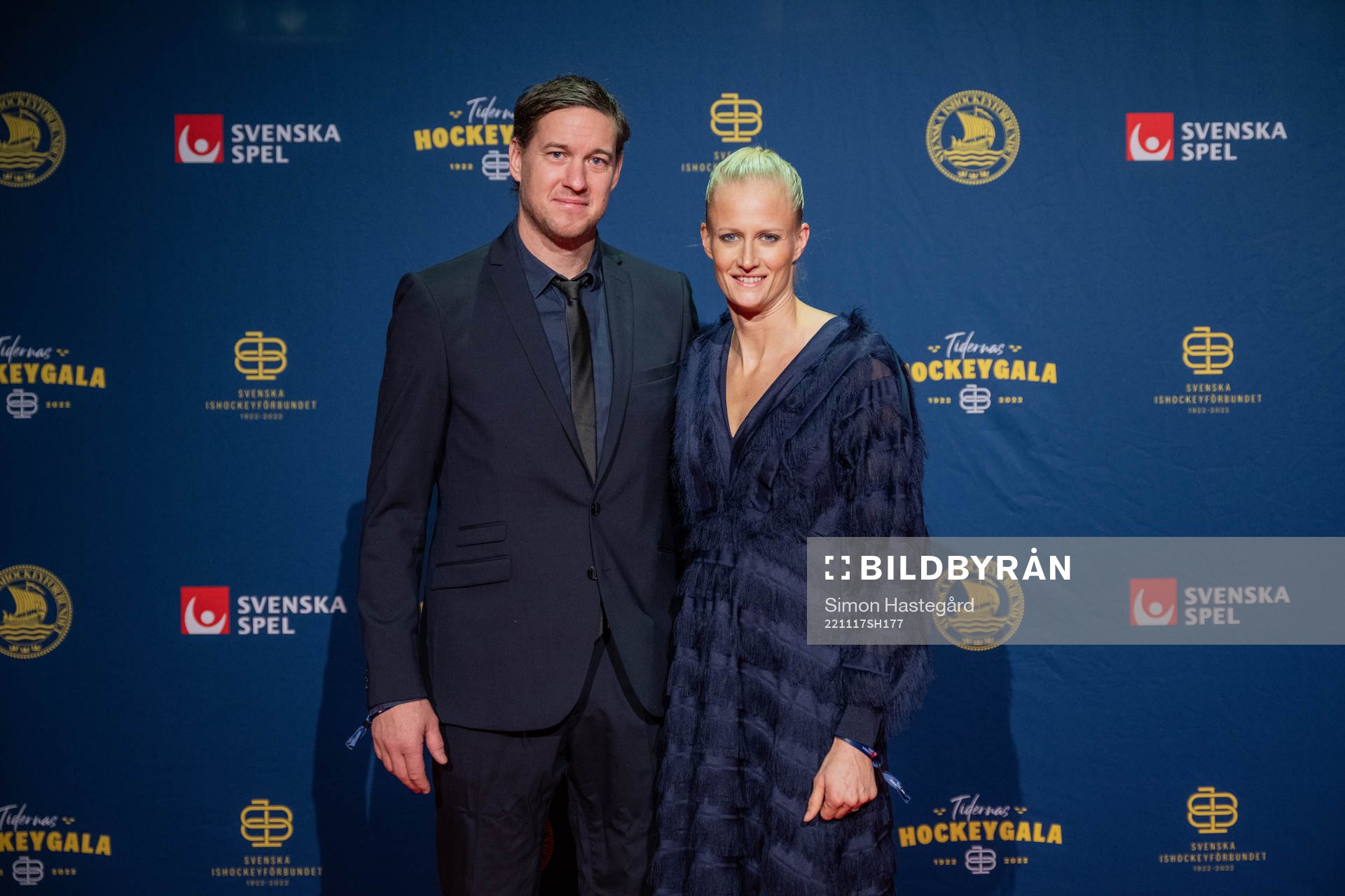 Carolina och Patrik Klüft på röda mattan