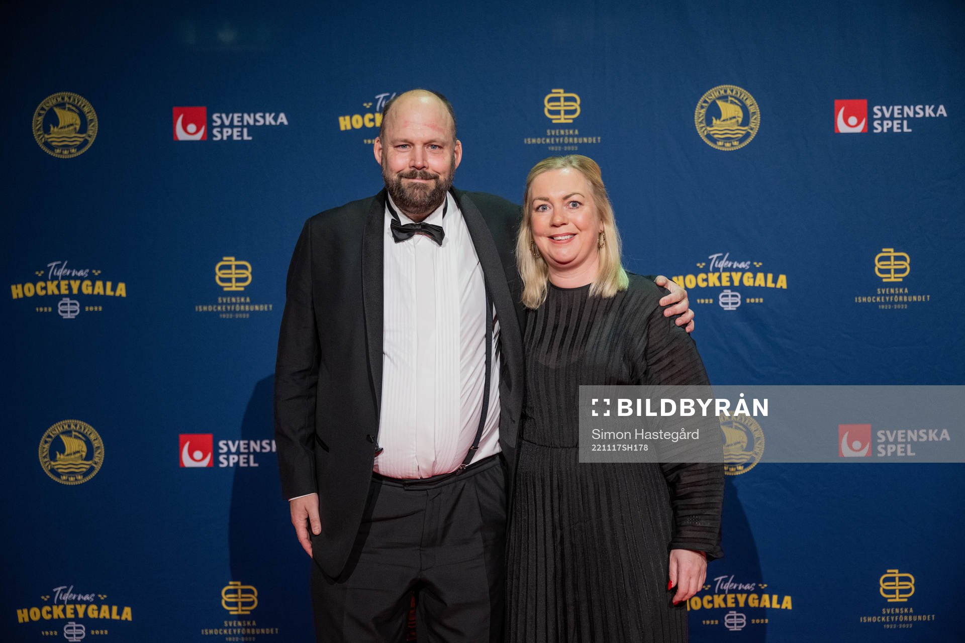 Johan Storåkers med sällskap på röda mattan