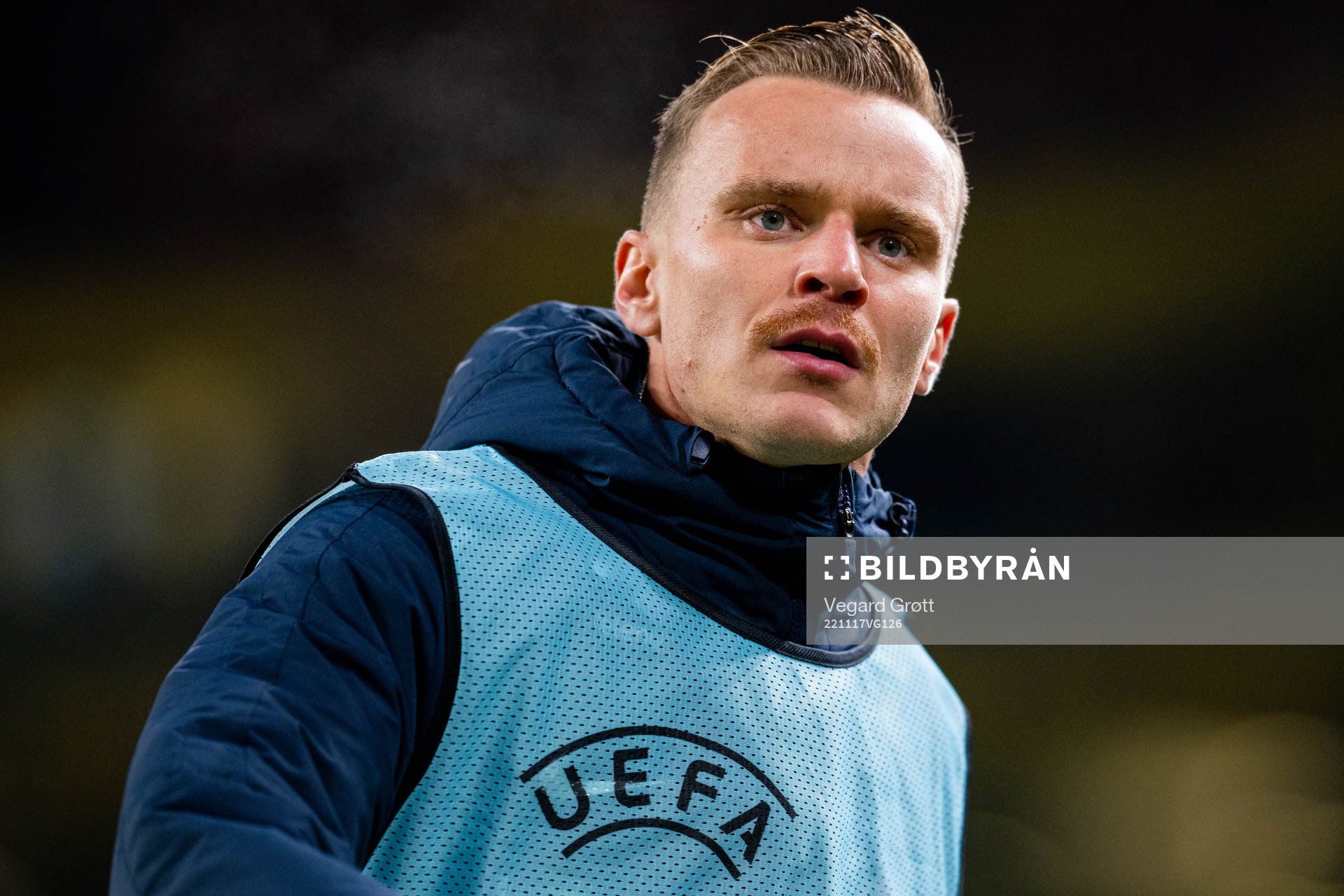 Marius Lode of Norway warms up