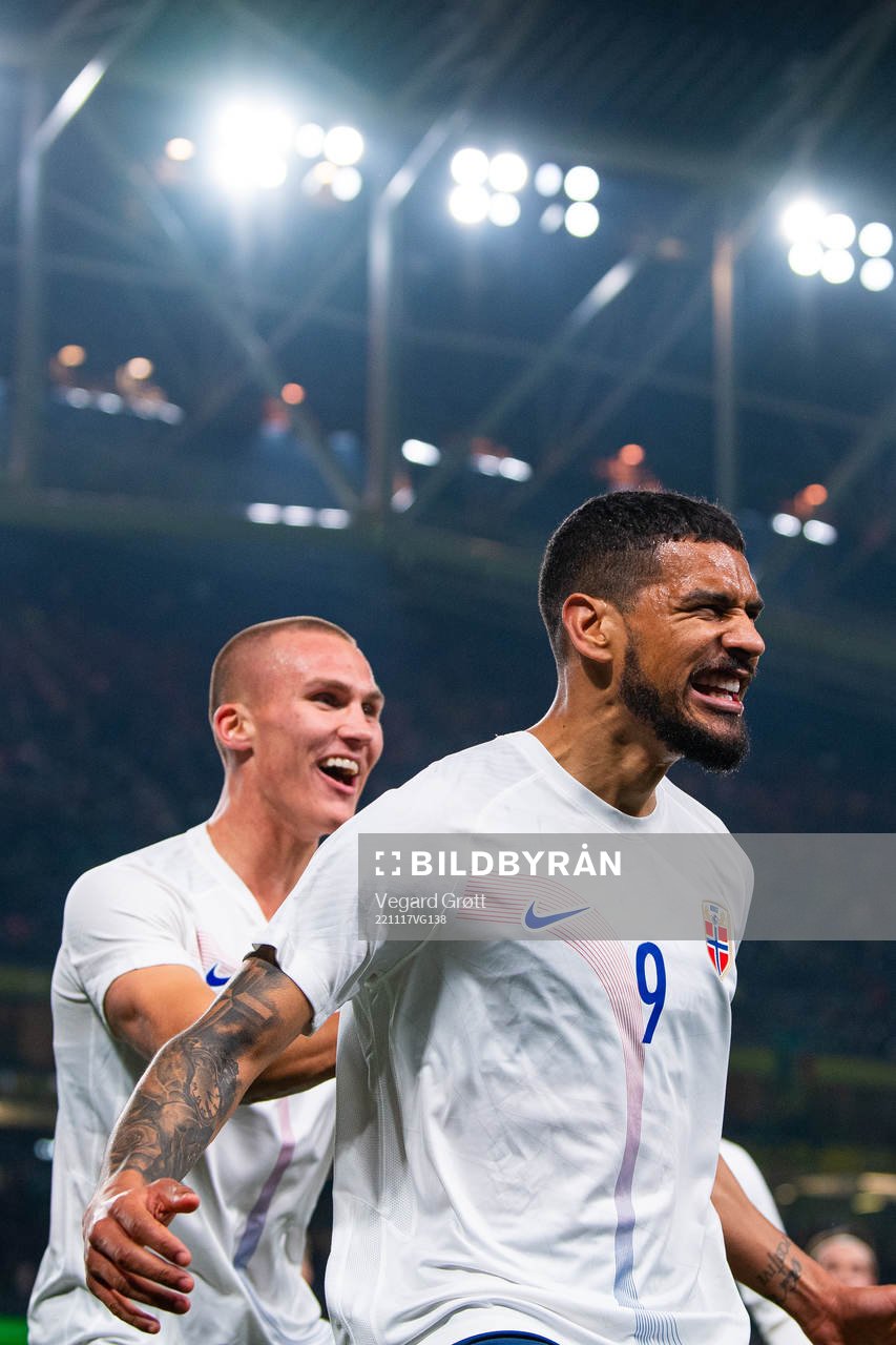 Ohi Omoijuanfo of Norway celebrates with teammate Leo Skiri