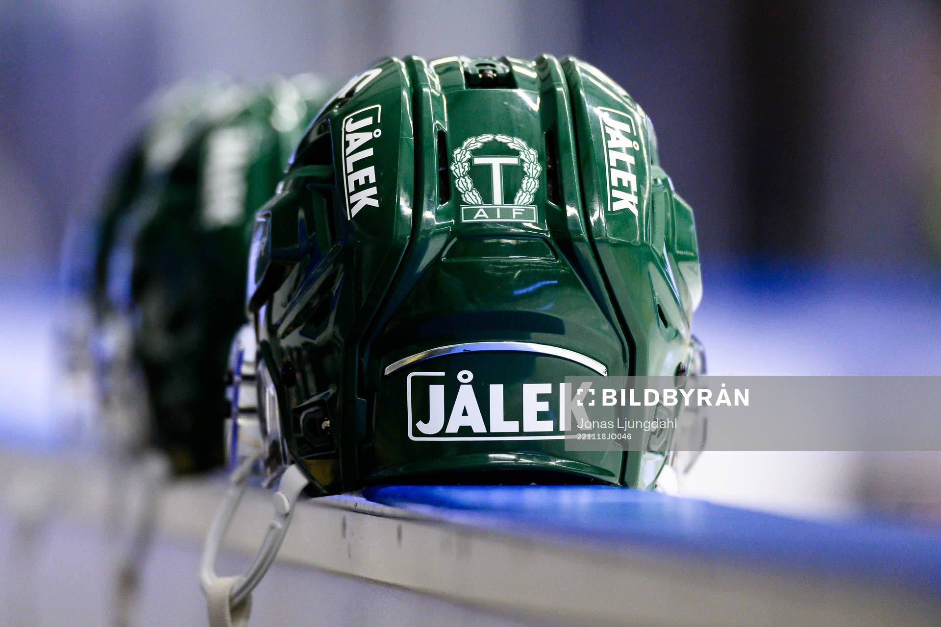 Hockeyhjälm med Tingsryds klubbmärke