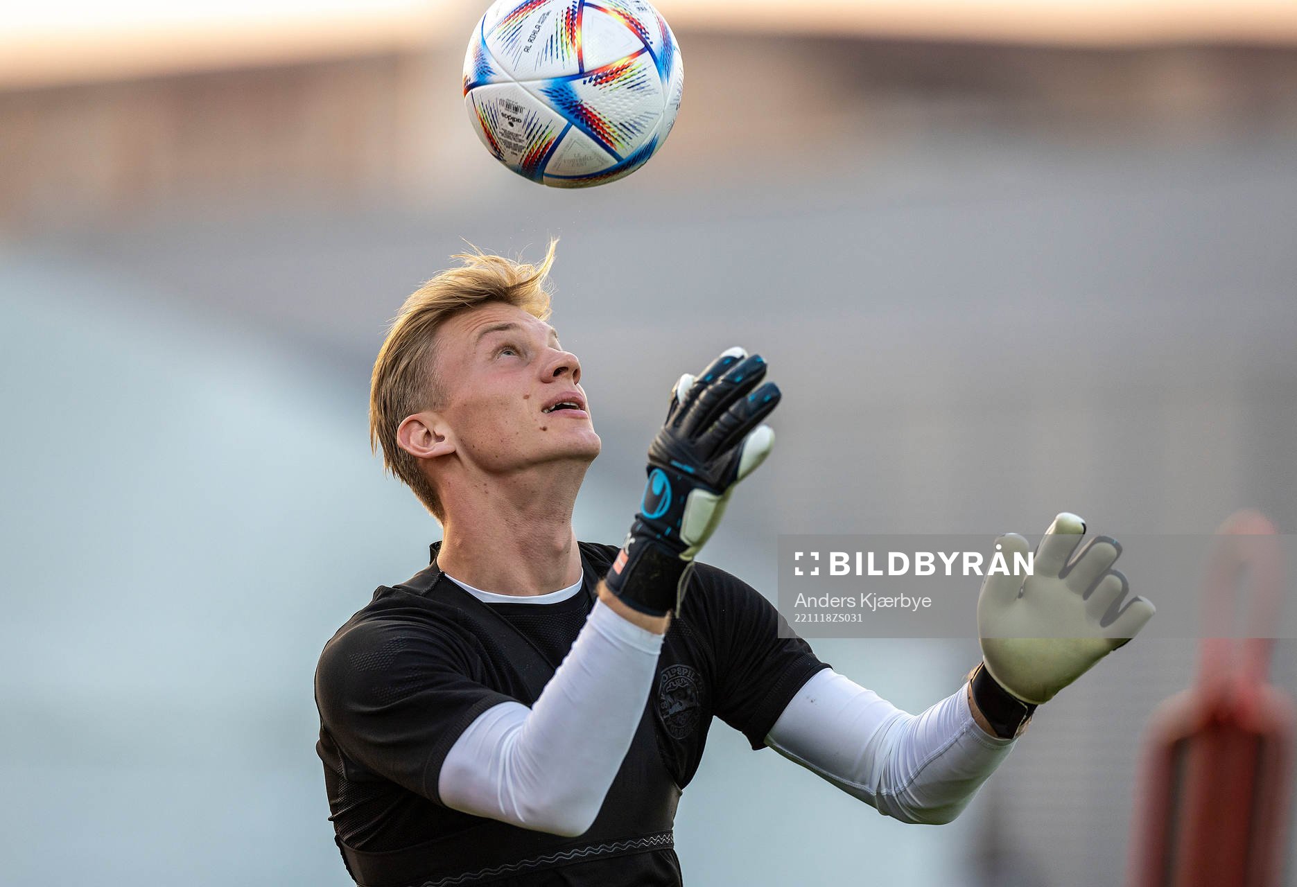 [DK=20221118: Herrelandsholdet træner i Doha, Qatar -