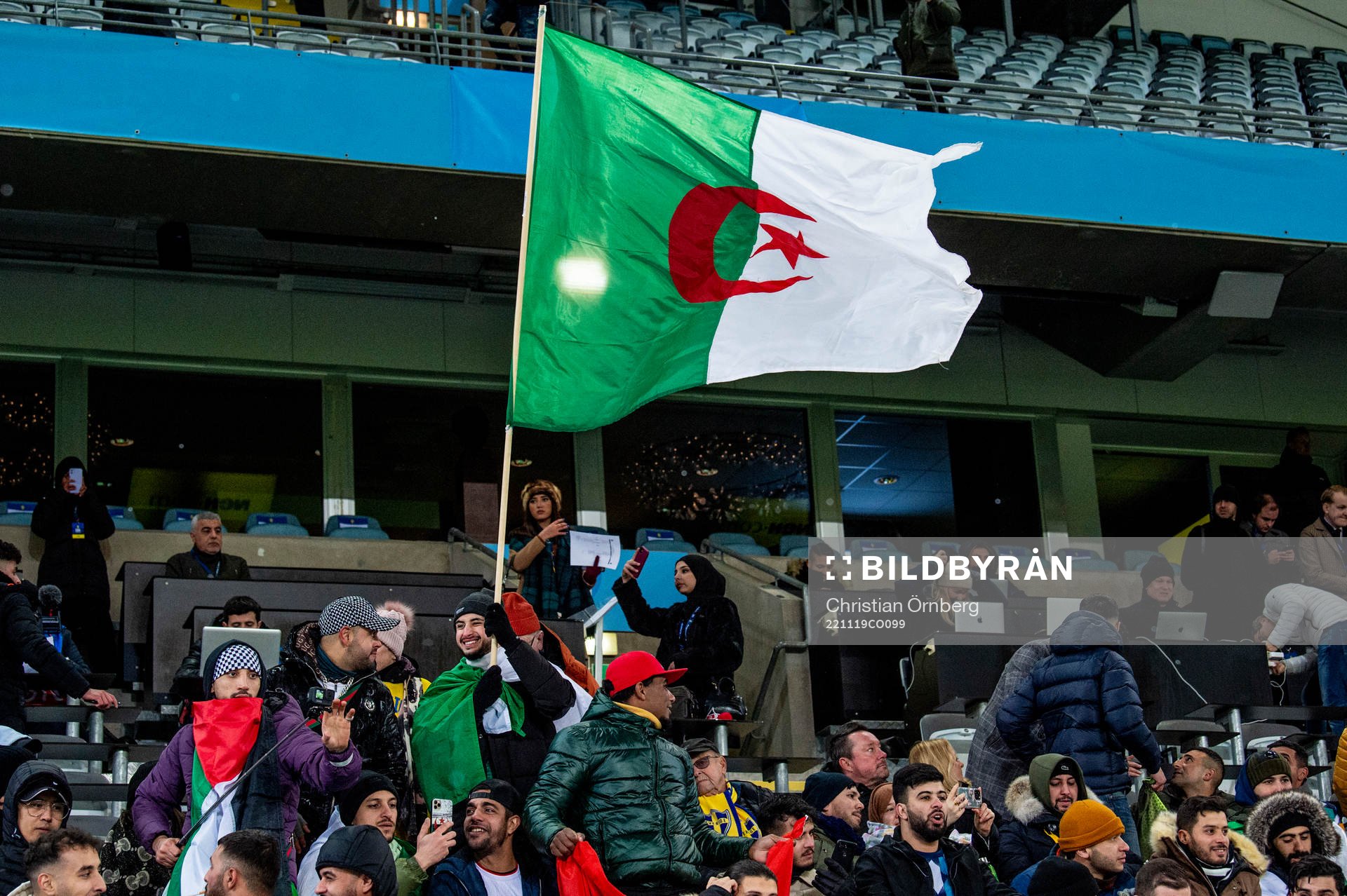 Supporters of Algeria a head of the international friendly