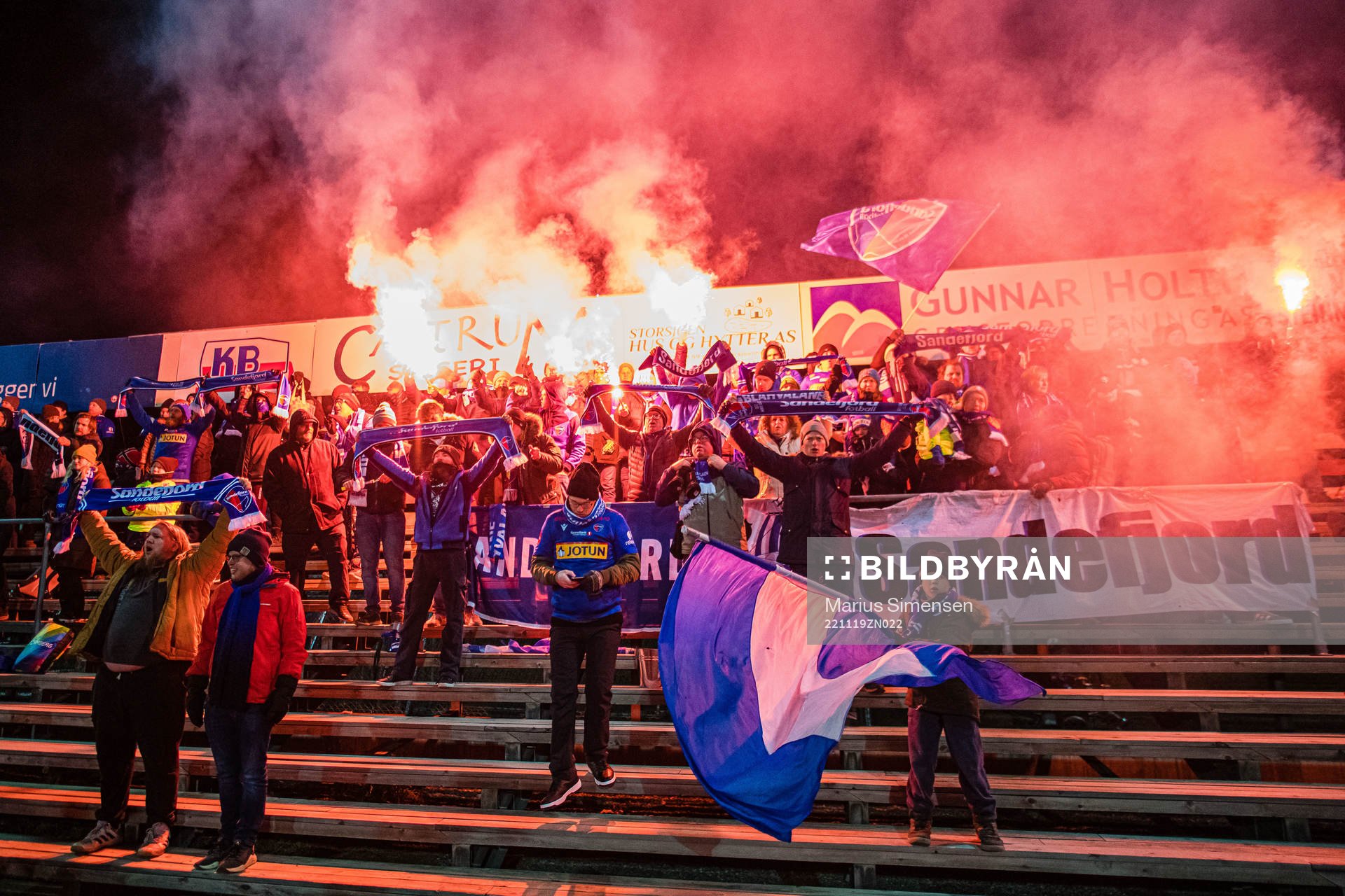 Spectators in the stands celebrates