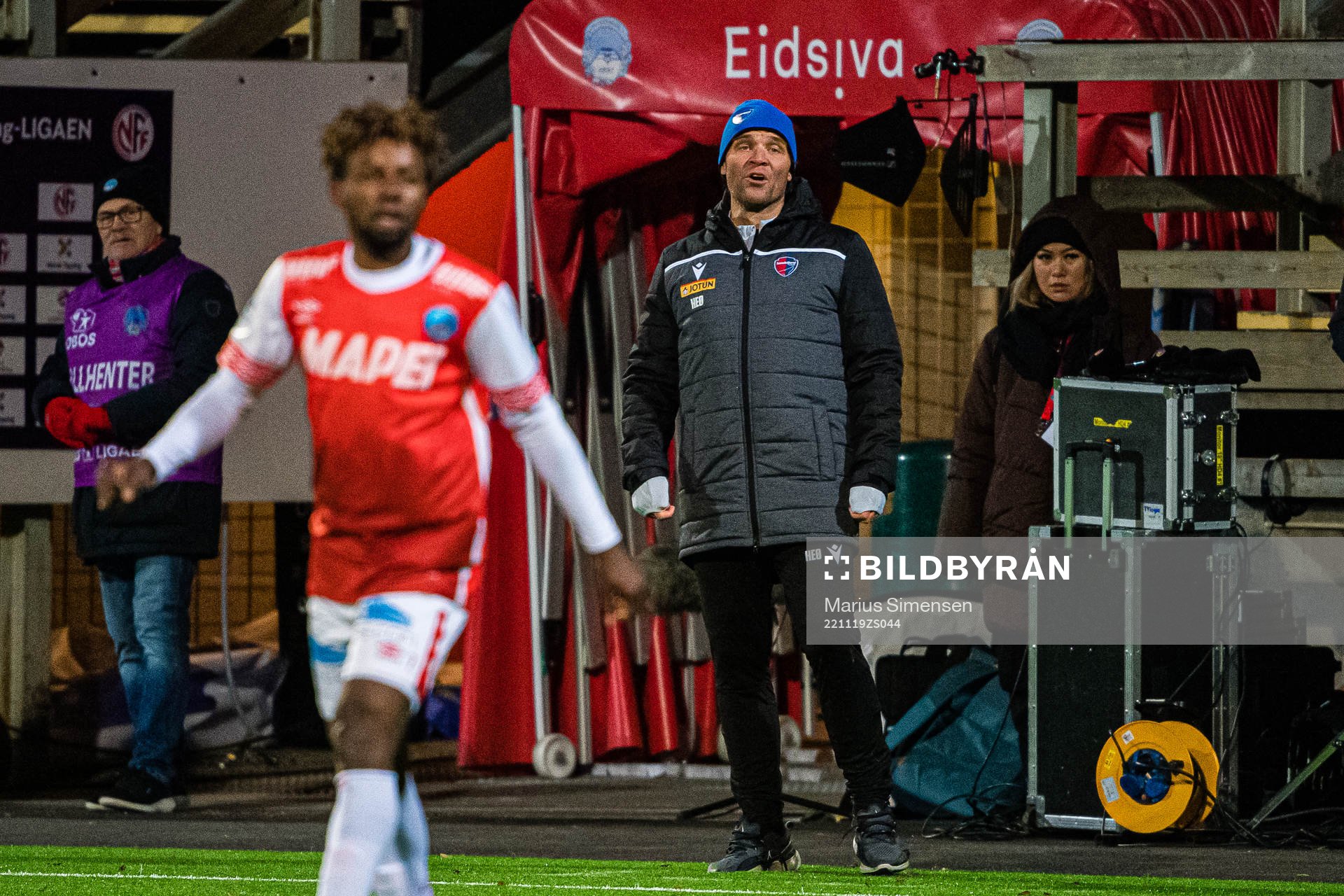 Hans Erik Ødegaard, head coach of Sandefjord, during the Eliteserien playoff football match between Kongsvinger and Sandefjord on November 19, 2022 in Kongsvinger.