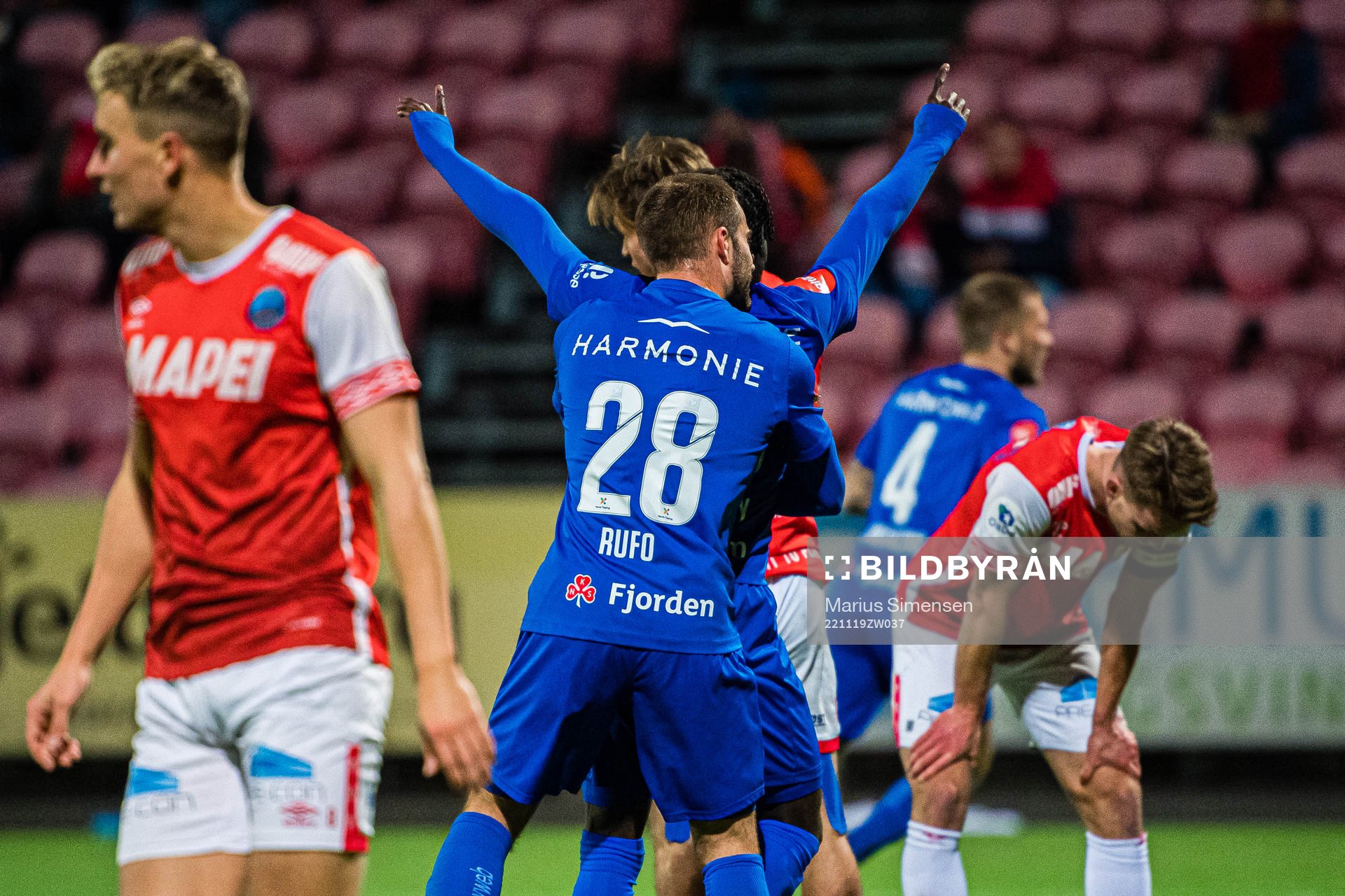 Franklin Daddys Boy Nyenetue of Sandefjord celebrates
