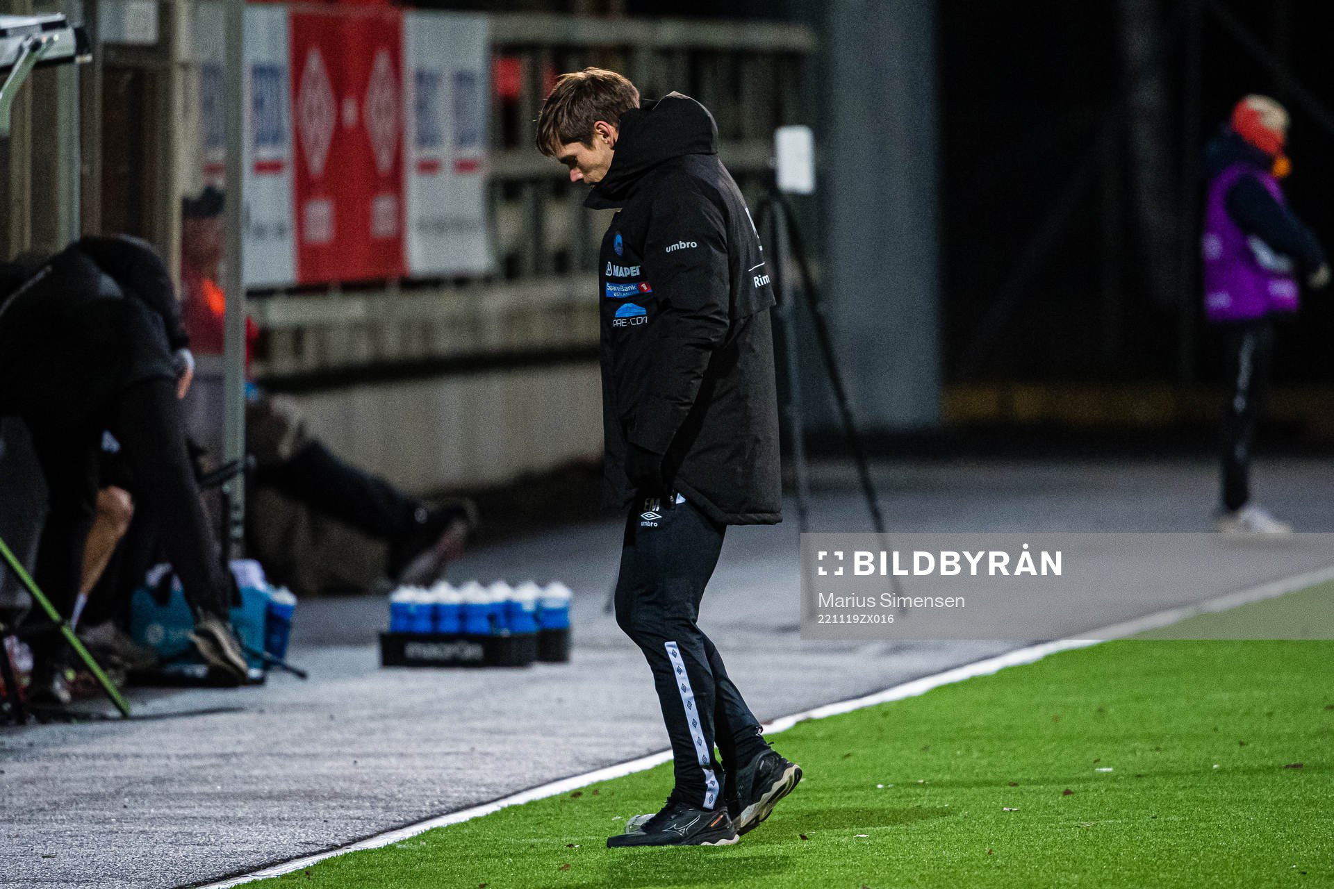 Eirik Vespestad Mæland, head coach of Kongsvinger, during the Eliteserien playoff football match between Kongsvinger and Sandefjord on November 19, 2022 in Kongsvinger.