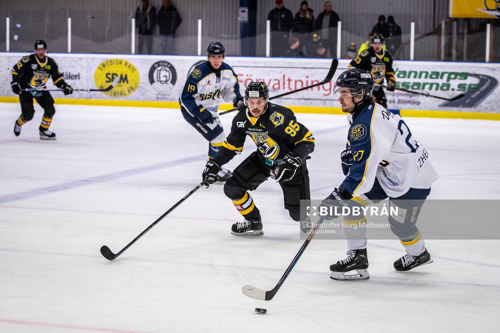 Panterns Brian Liechti och Gislaveds Ilya Zheltakov