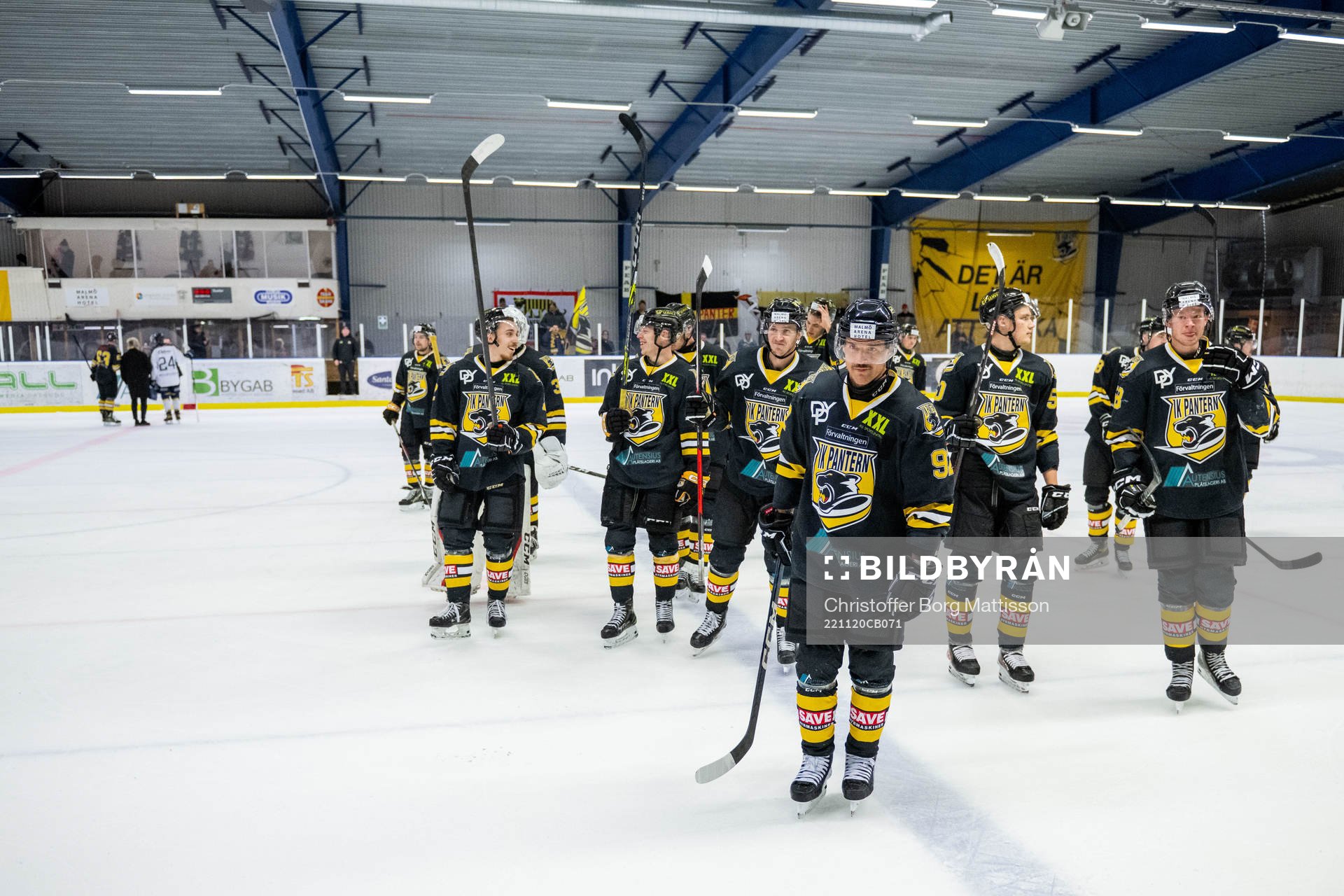Panterns spelare jublar