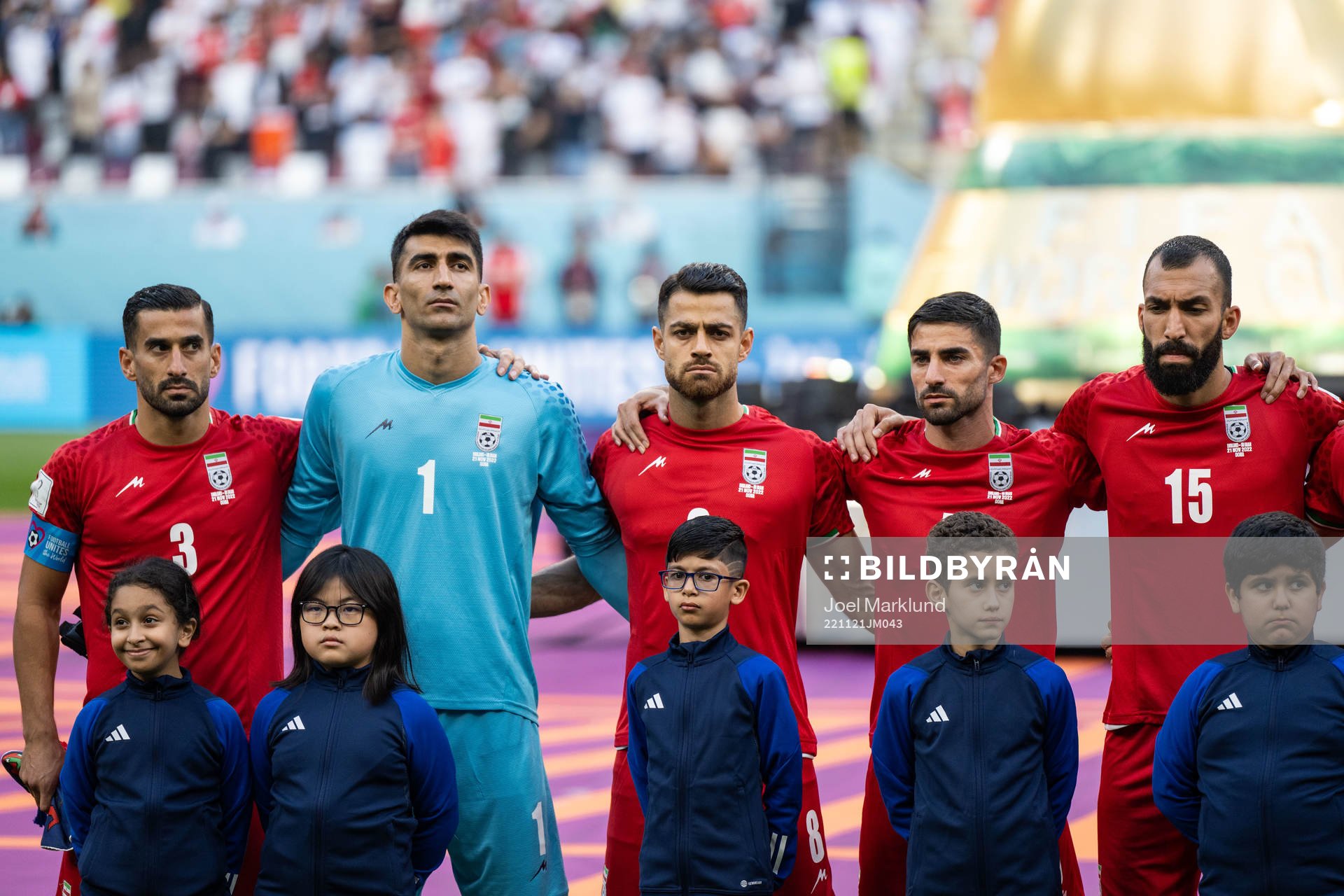 Ehsan Hajisafi, goalkeeper Alireza Beiranvand, Morteza