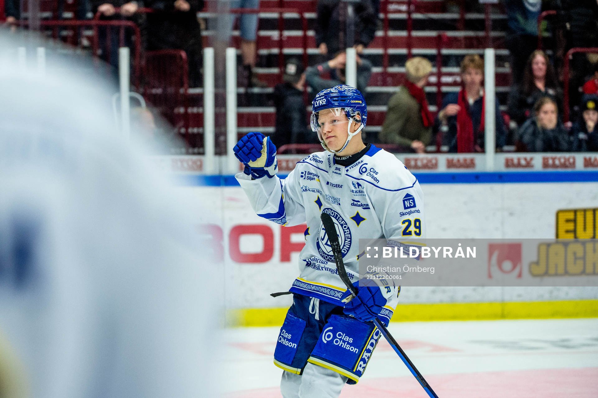 Leksands Emil Heineman jublar avgörande straffen