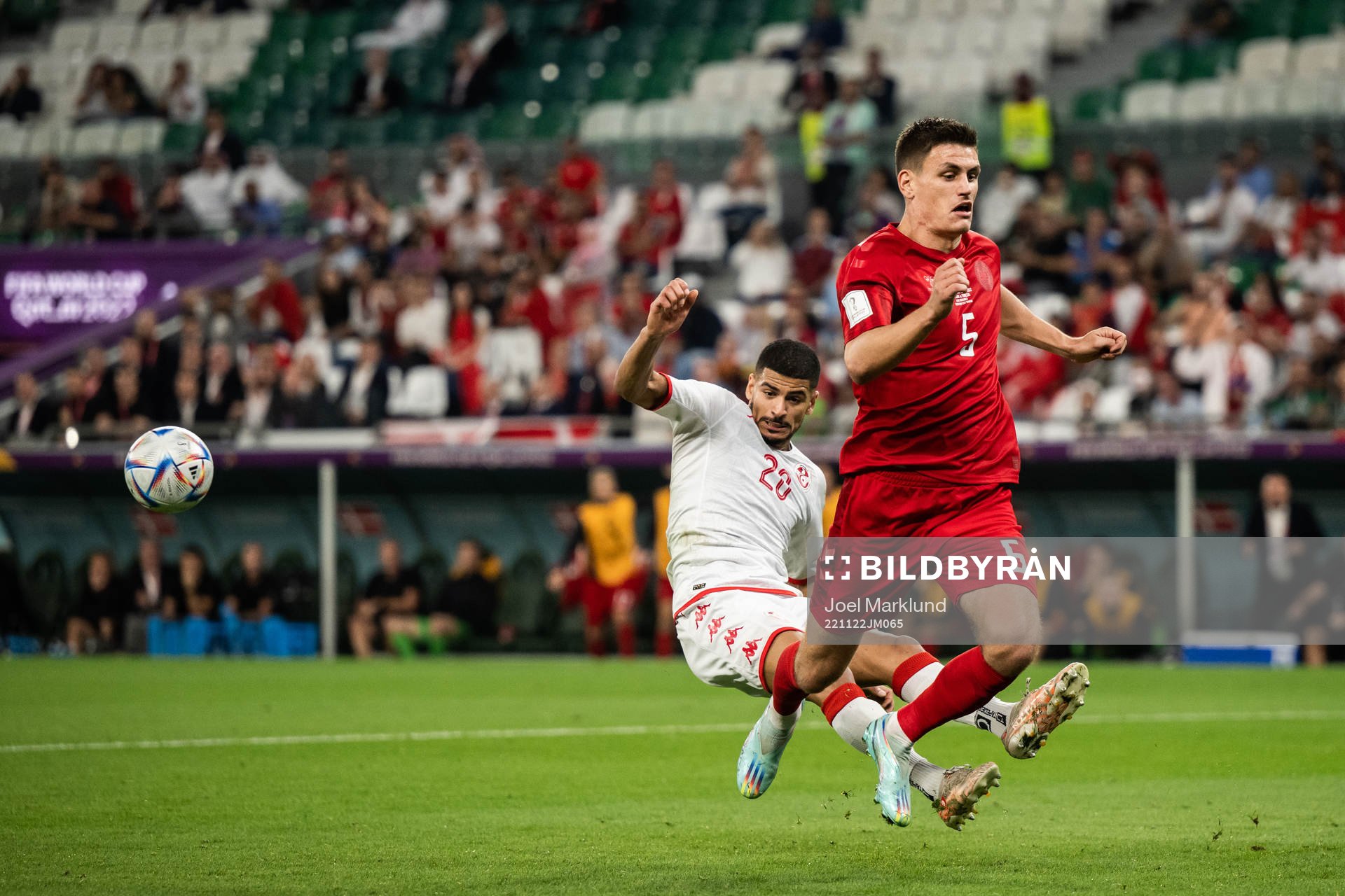 Mohamed Drager of Tunisia and Joakim Mæhle of Denmark