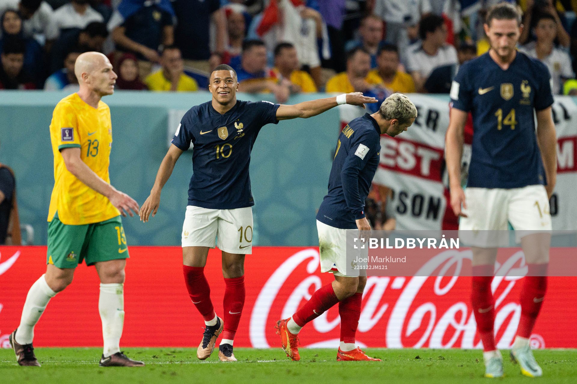 Kylian Mbappe and Antoine Griezmann of France