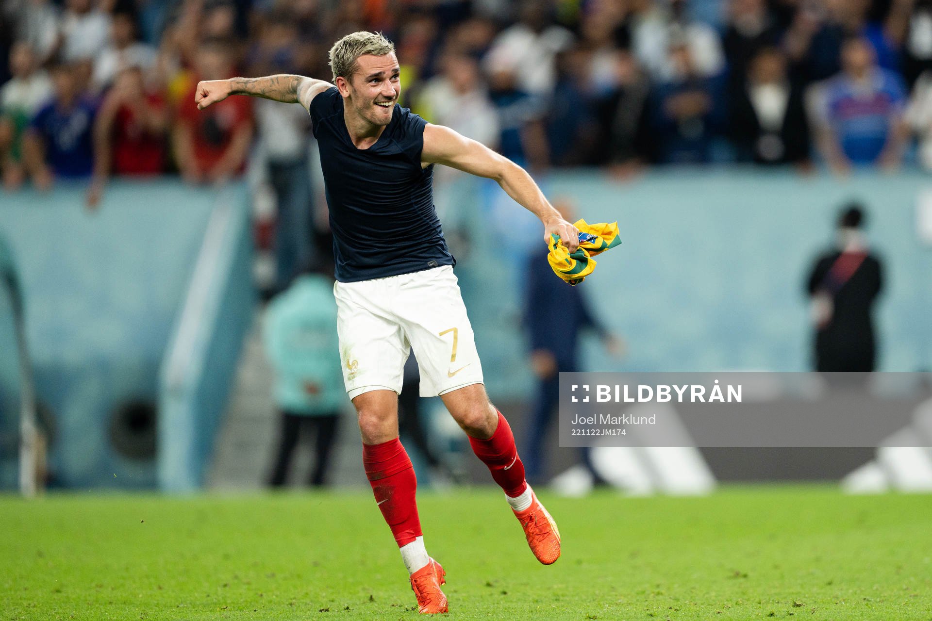 Antoine Griezmann of France celebrates