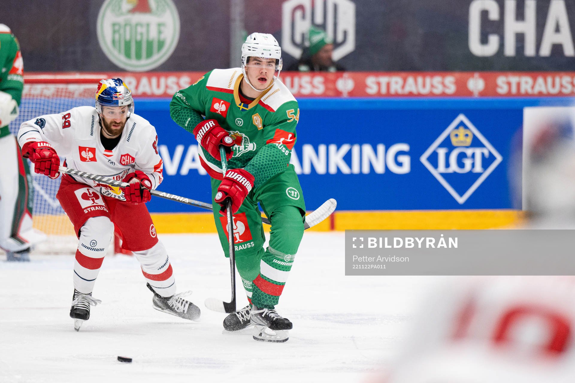 William Wallinder of Rögle and Florian Baltram of RB