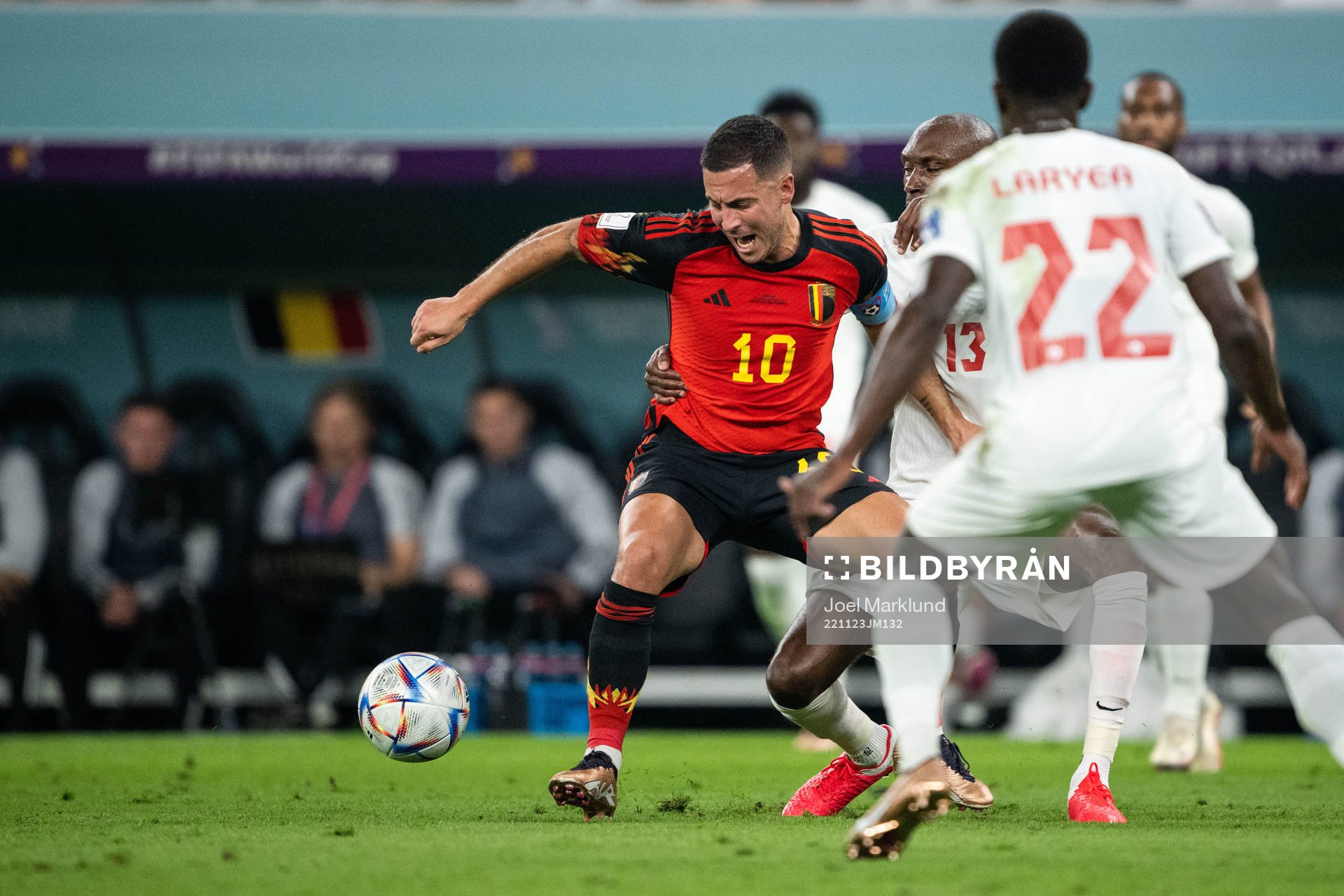 Eden Hazard of Belgium and Atiba Hutchinson of Canada