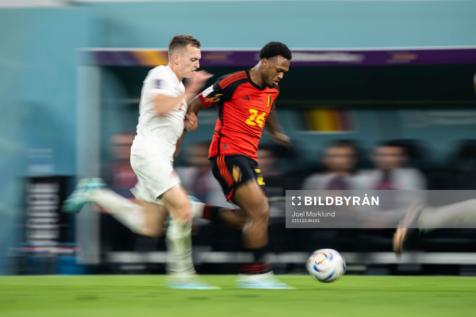 Alistair Johnston of Canada and Lois Openda of Belgium