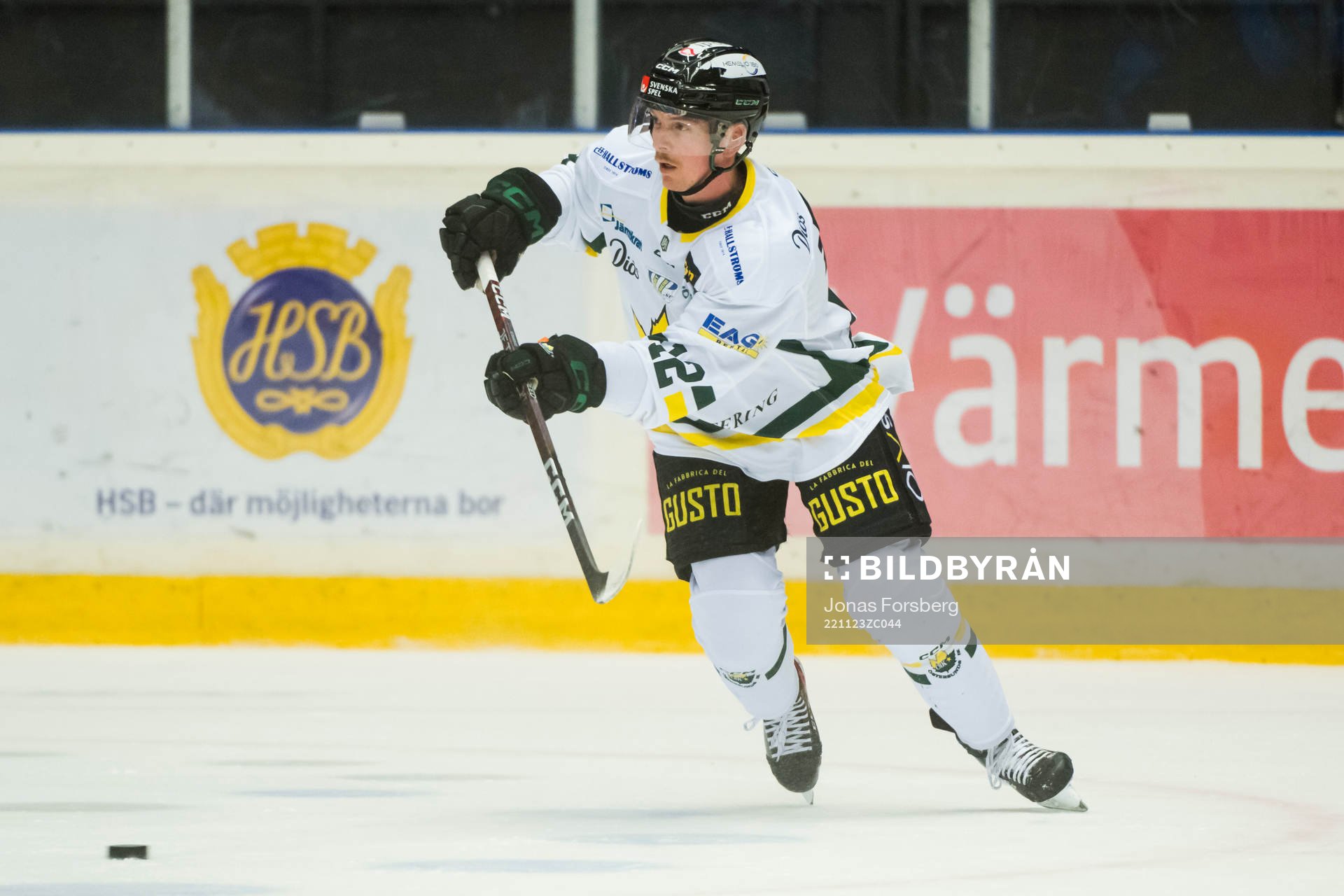 Östersunds Linus Rotbakken innan ishockeymatchen i