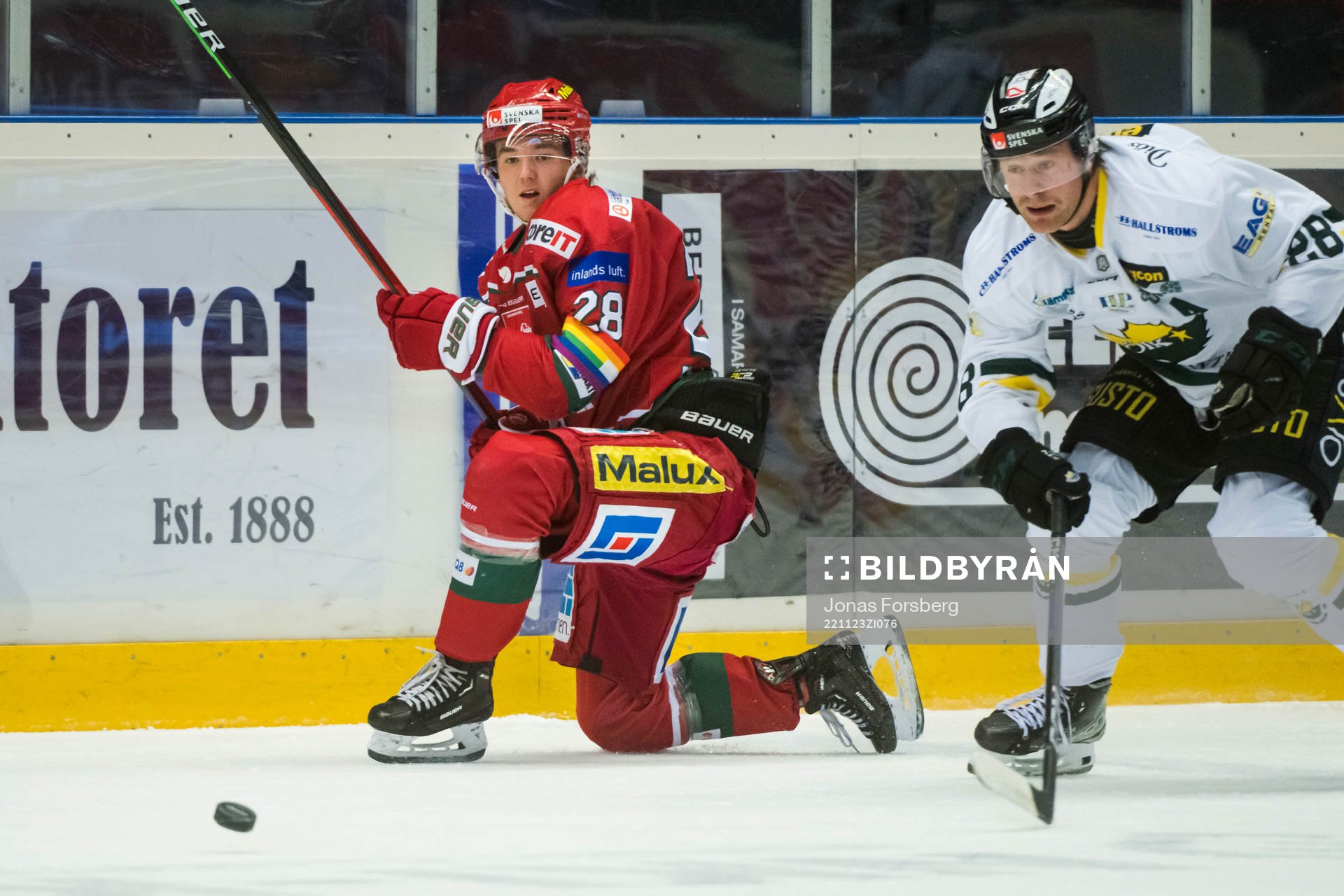 Modos Theo Jacobsson och Östersunds Sebastian Fakt