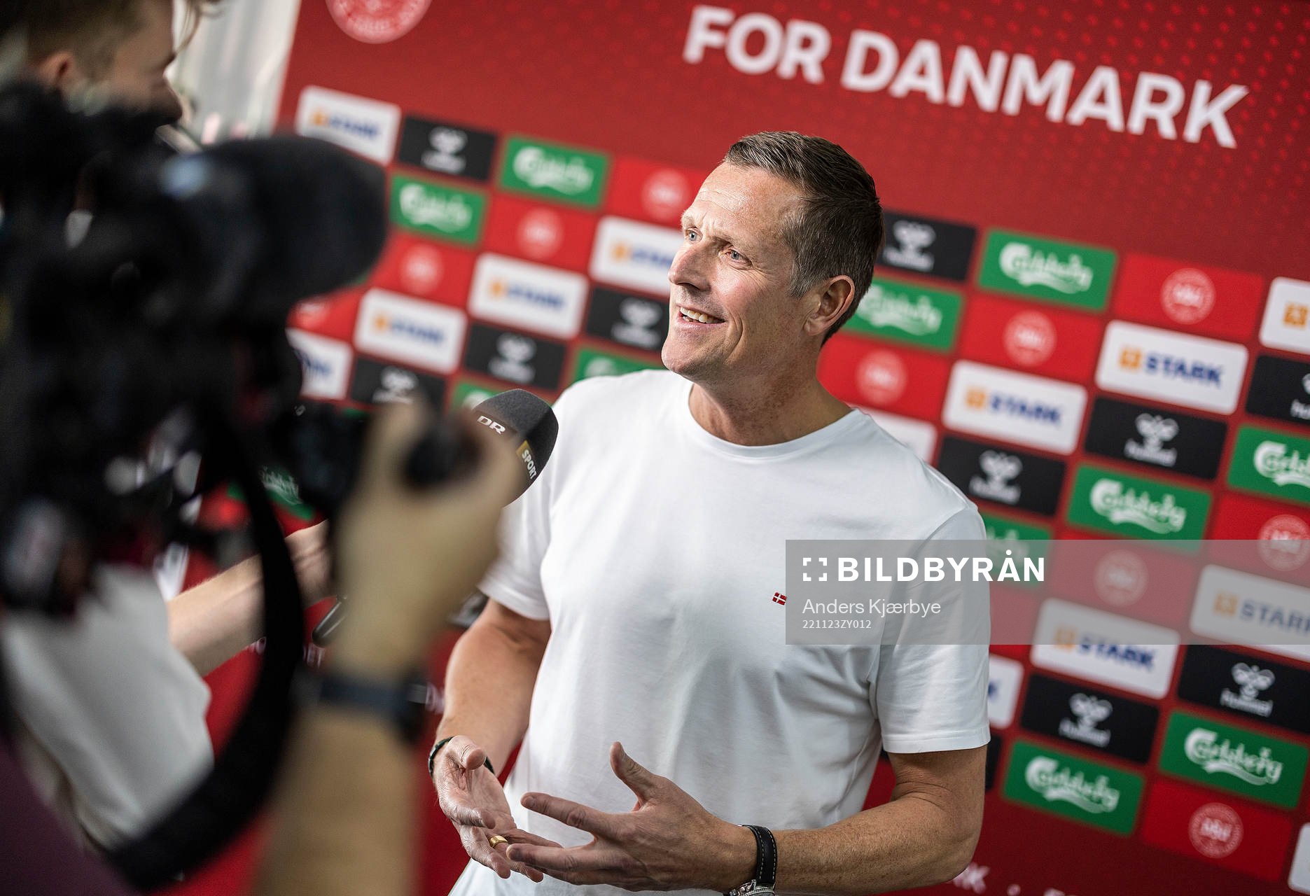 [DK=20221123: Pressemøde i Doha, Qatar - Peter Møller,