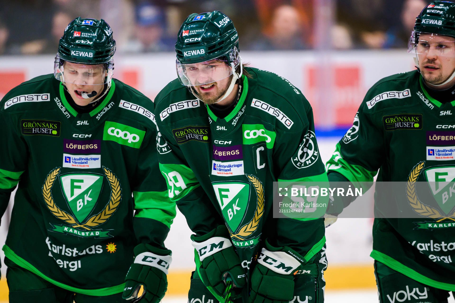Färjestads Daniel Viksten, Linus Johansson och Ville Pokka