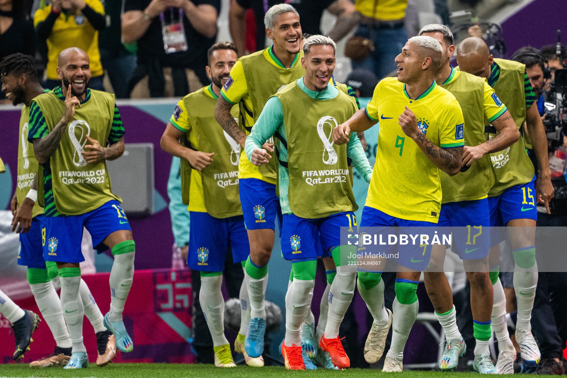 Richarlison of Brazil celebrates with team mates after scoring 1-0 during the FIFA World Cup 2022 football match between Brazil and Serbia on November 24, 2022 in Doha.
