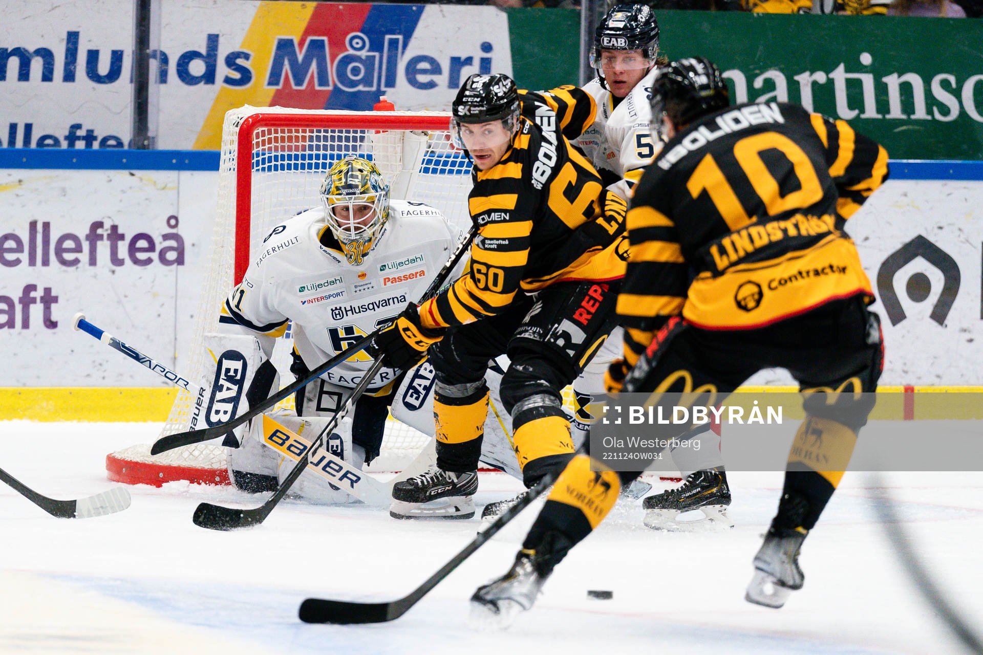 HV71s målvakt Joni Ortio och Skellefteås Pär Lindholm
