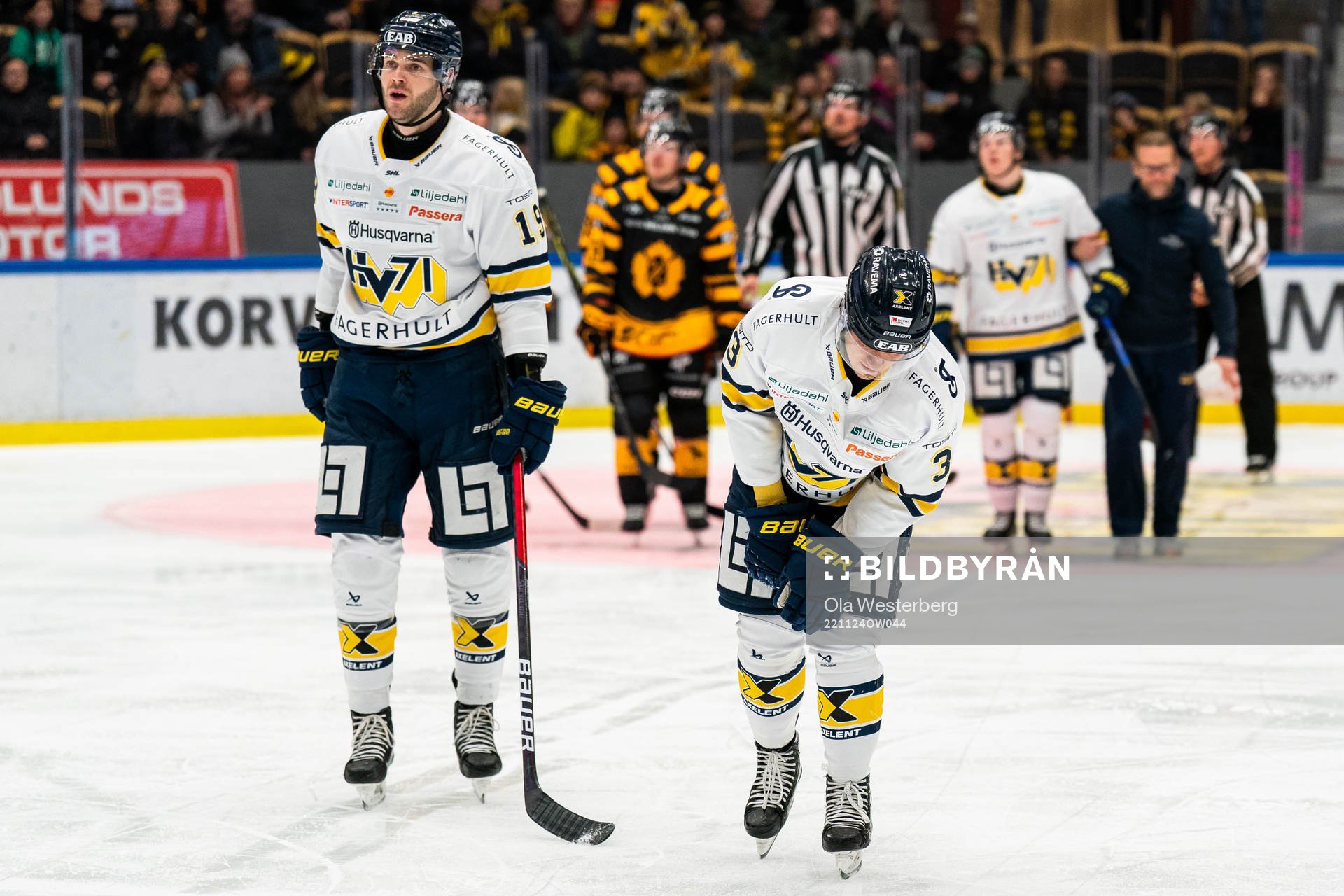 HV71s Daniel Glad har ont