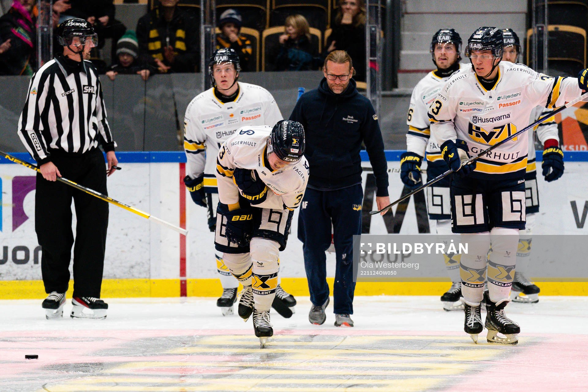 HV71s Daniel Glad utgår skadad