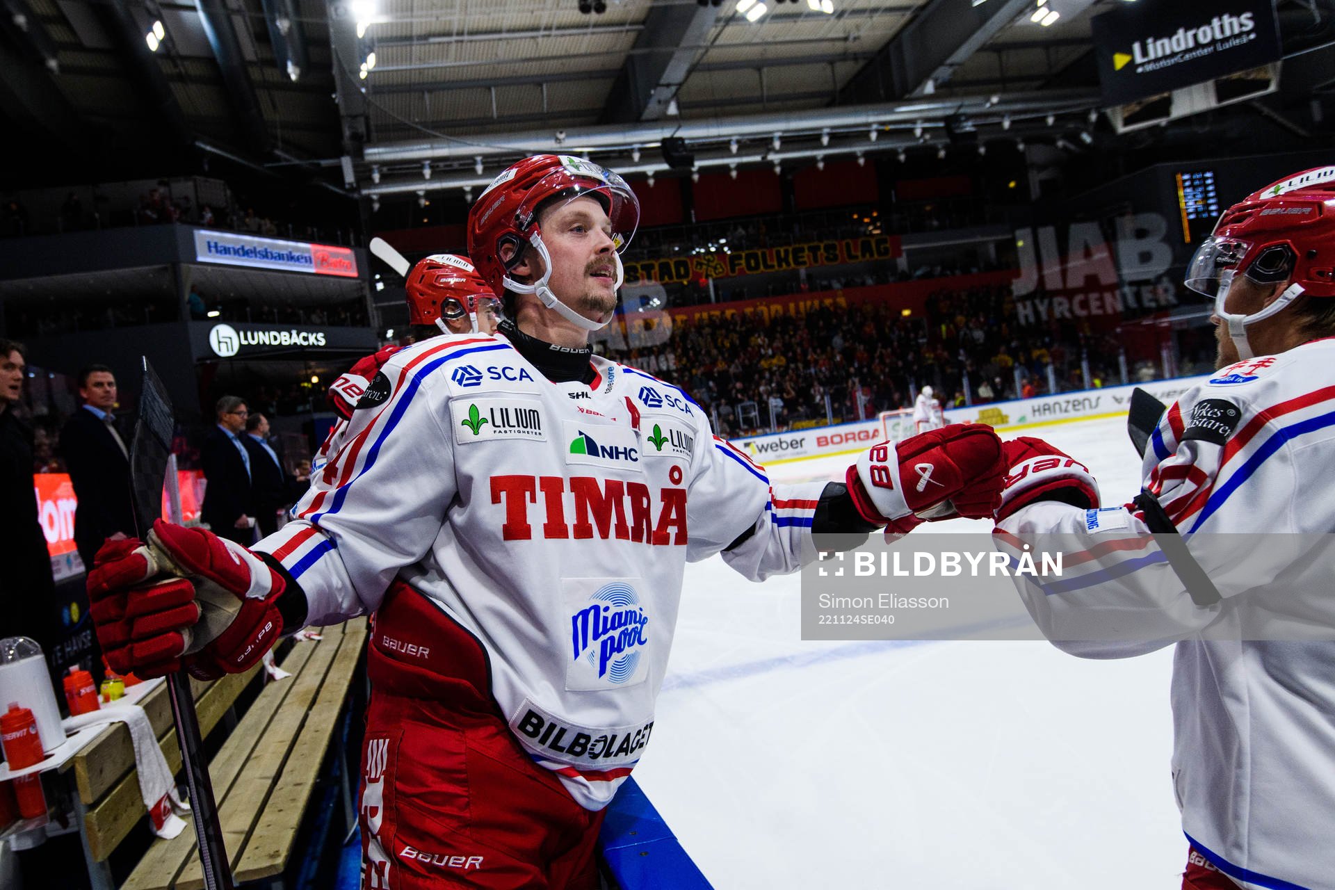 Timrås Jonathan Dahlén jublar