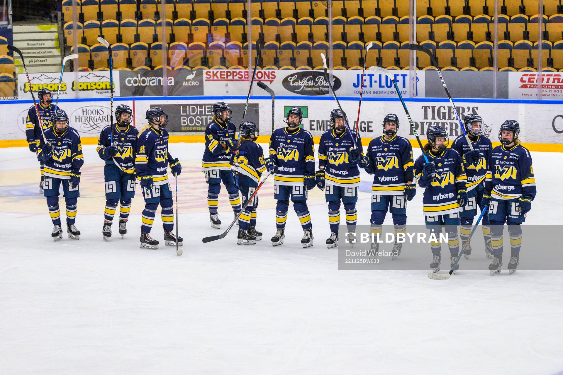 HV71 jublar och tackar fansen