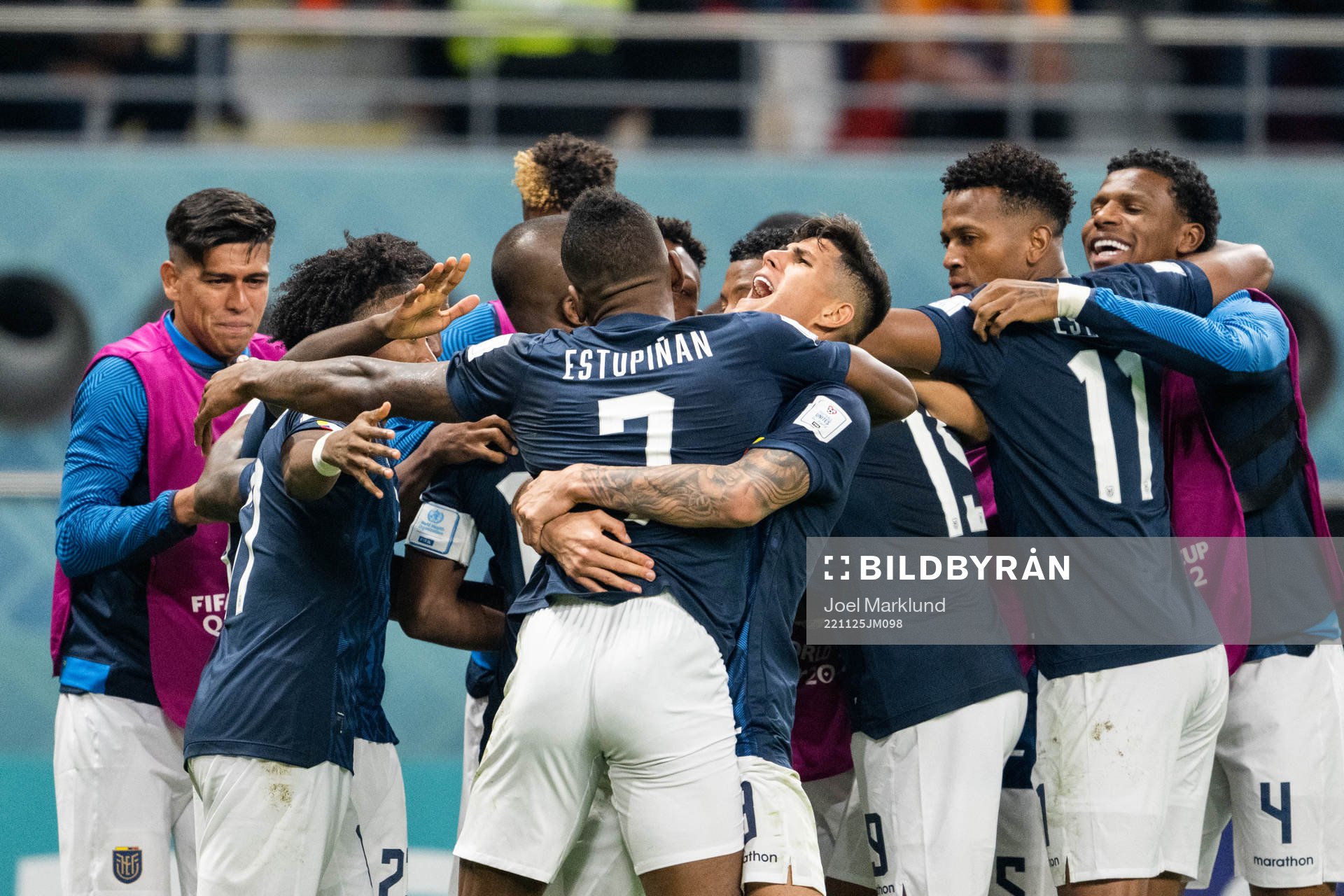 Players of Ecuador celebrate the 1-1 goal by Enner Valencia