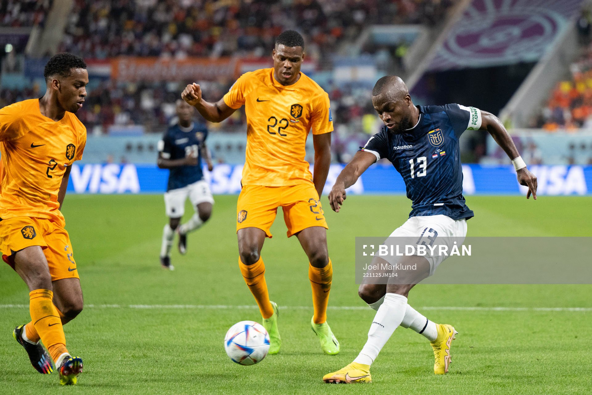 Jurrien Timber and Denzel Dumfries of Netherlands against