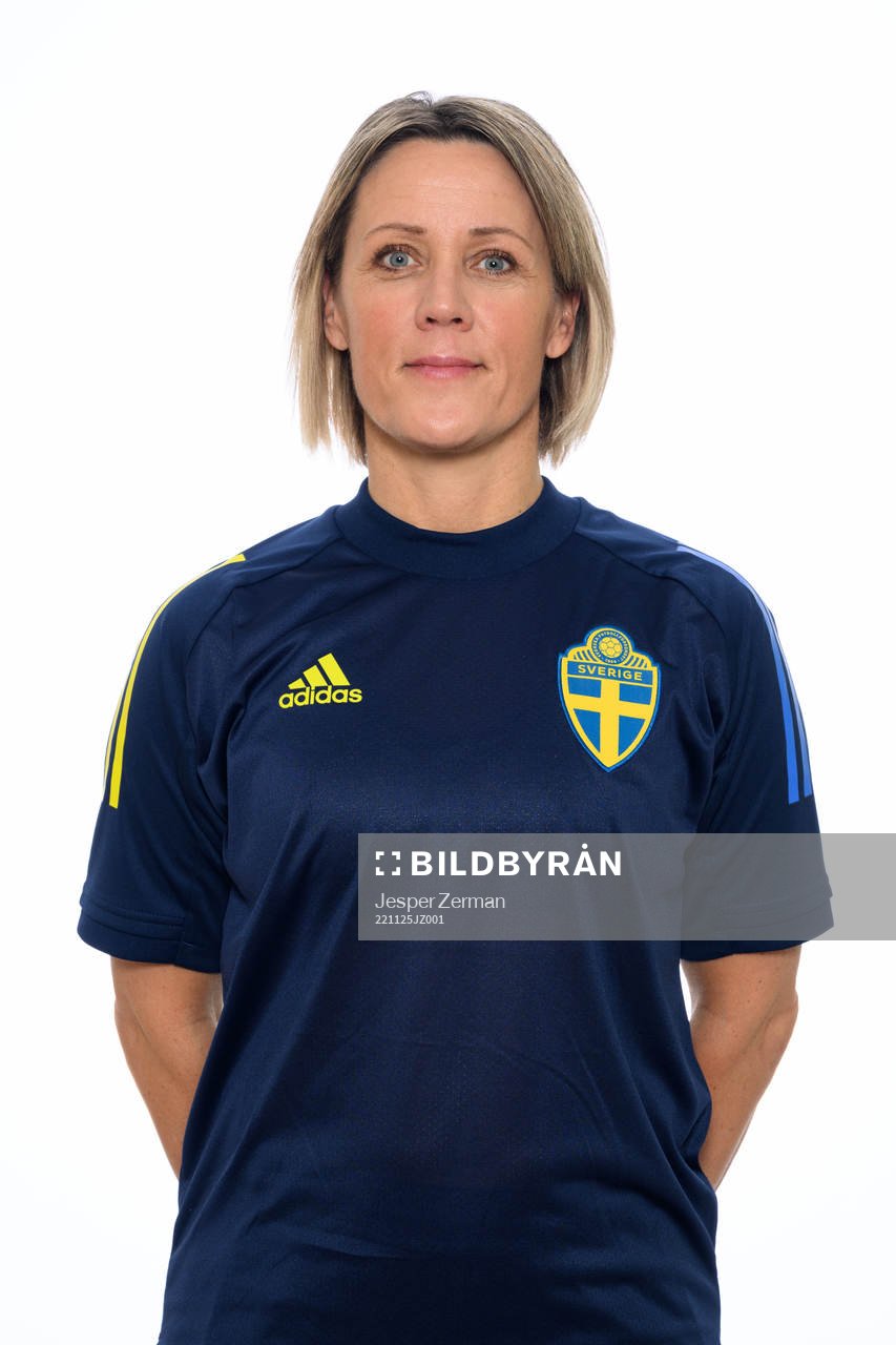 Maria busk Madland, målvaktstränare