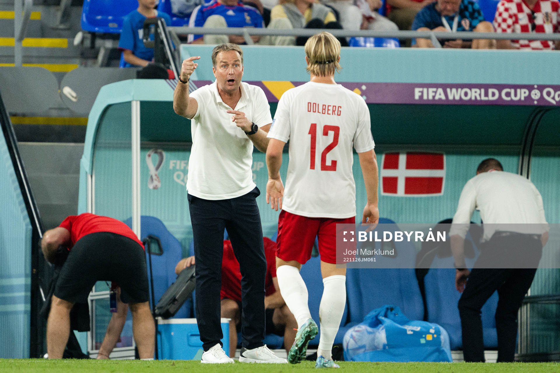 Head coach Kasper Hjulmand and Kasper Dolberg of Denmark
